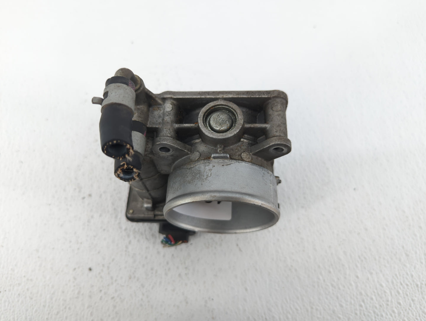 2011 Nissan Rogue Throttle Body P/N:RME60-15 Fits OEM Used Auto Parts - Oemusedautoparts1.com