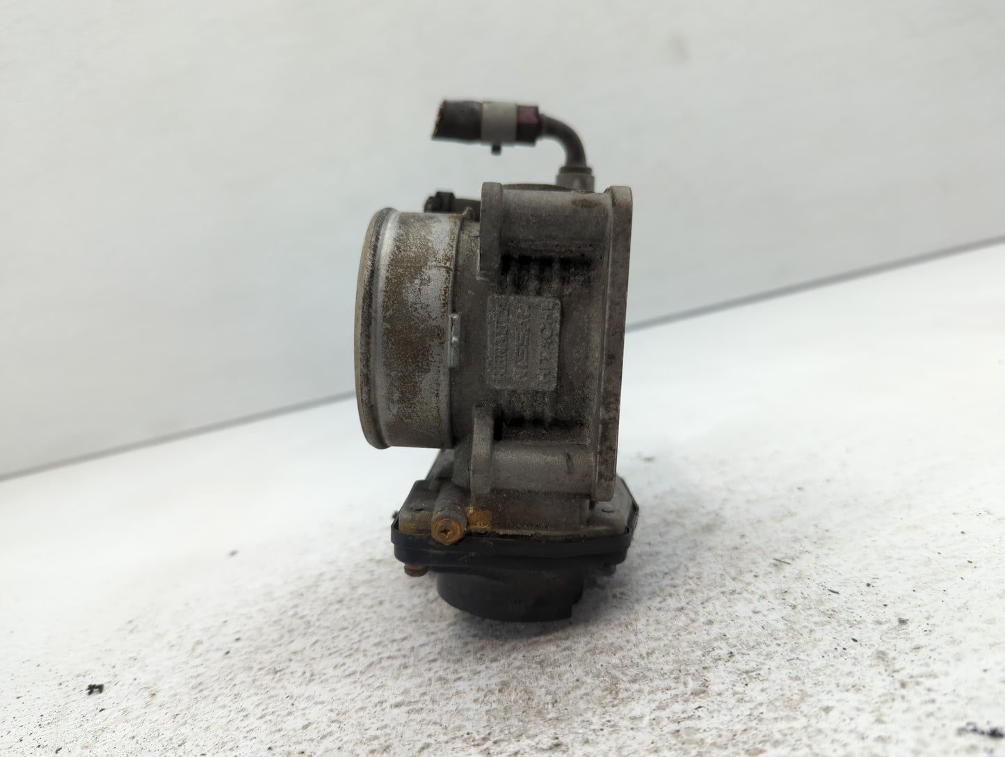 2008-2011 Nissan Rogue Throttle Body P/N:526-01 K Fits Fits 2007 2008 2009 2010 2011 2012 2013 OEM Used Auto Parts - Oemused