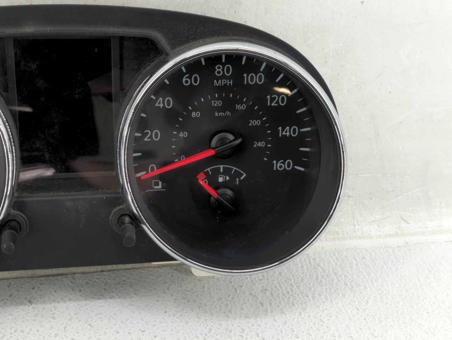 2011-2012 Nissan Rogue Instrument Cluster Speedometer Gauges P/N:24810 1VX5A 24810 1VX0A, 24810 1VK0A Fits Fits 2011 2012 OE