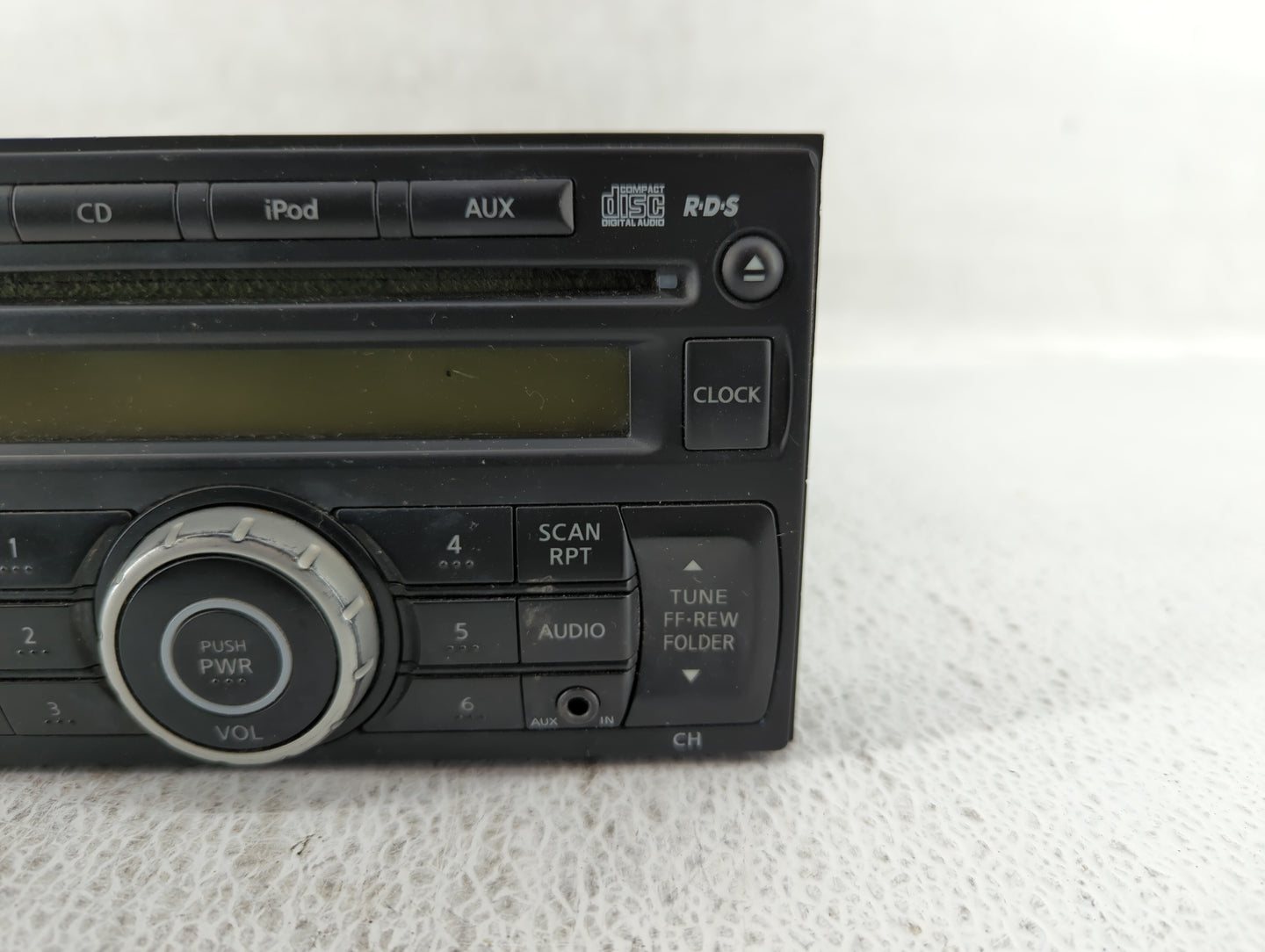 2011-2015 Nissan Rogue Am Fm Cd Player Radio Receiver - Oemusedautoparts1.com
