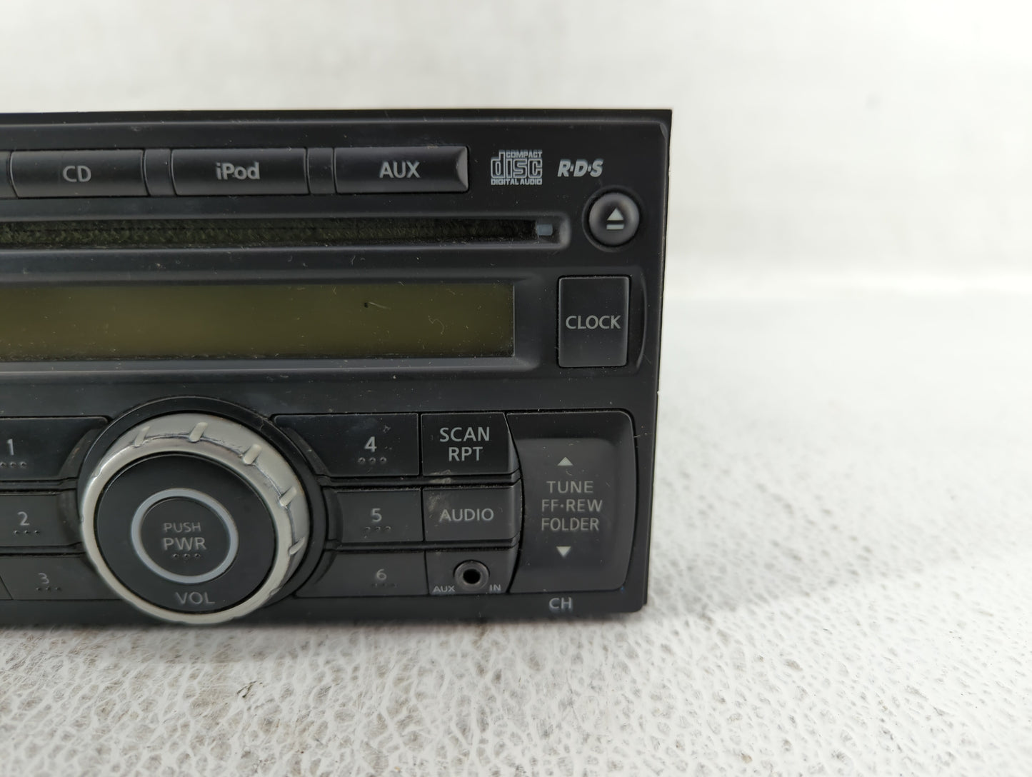 2011-2015 Nissan Rogue Am Fm Cd Player Radio Receiver - Oemusedautoparts1.com