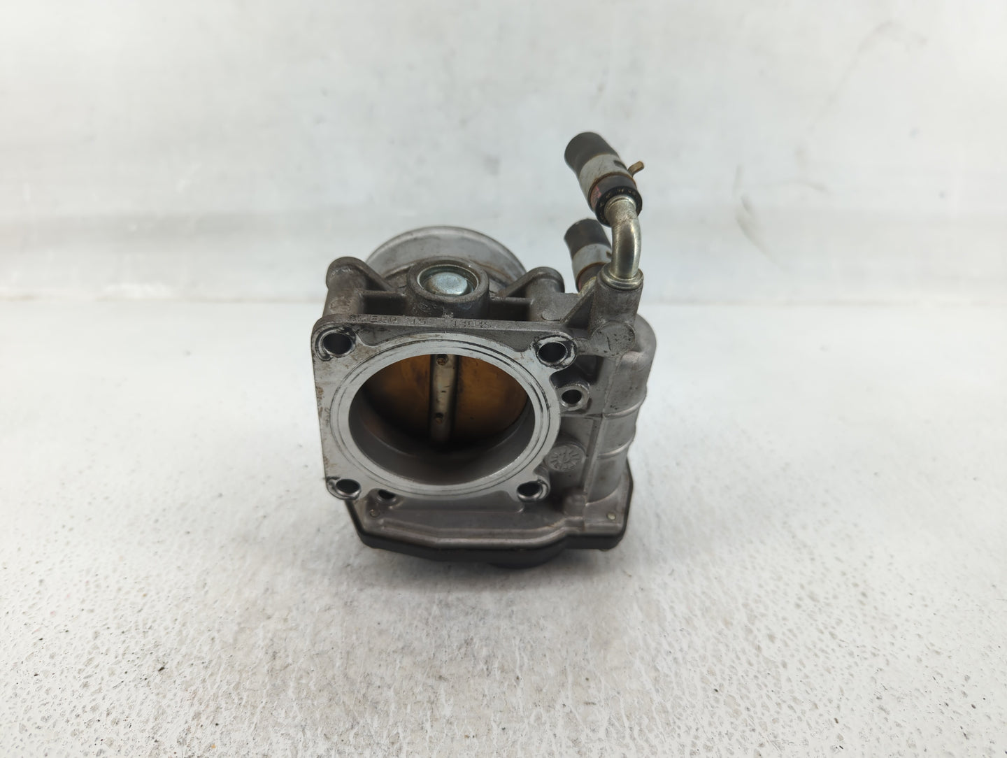 2011-2015 Nissan Rogue Throttle Body P/N:RME60-15 Fits Fits 2011 2012 2013 2014 2015 OEM Used Auto Parts - Oemusedautoparts1