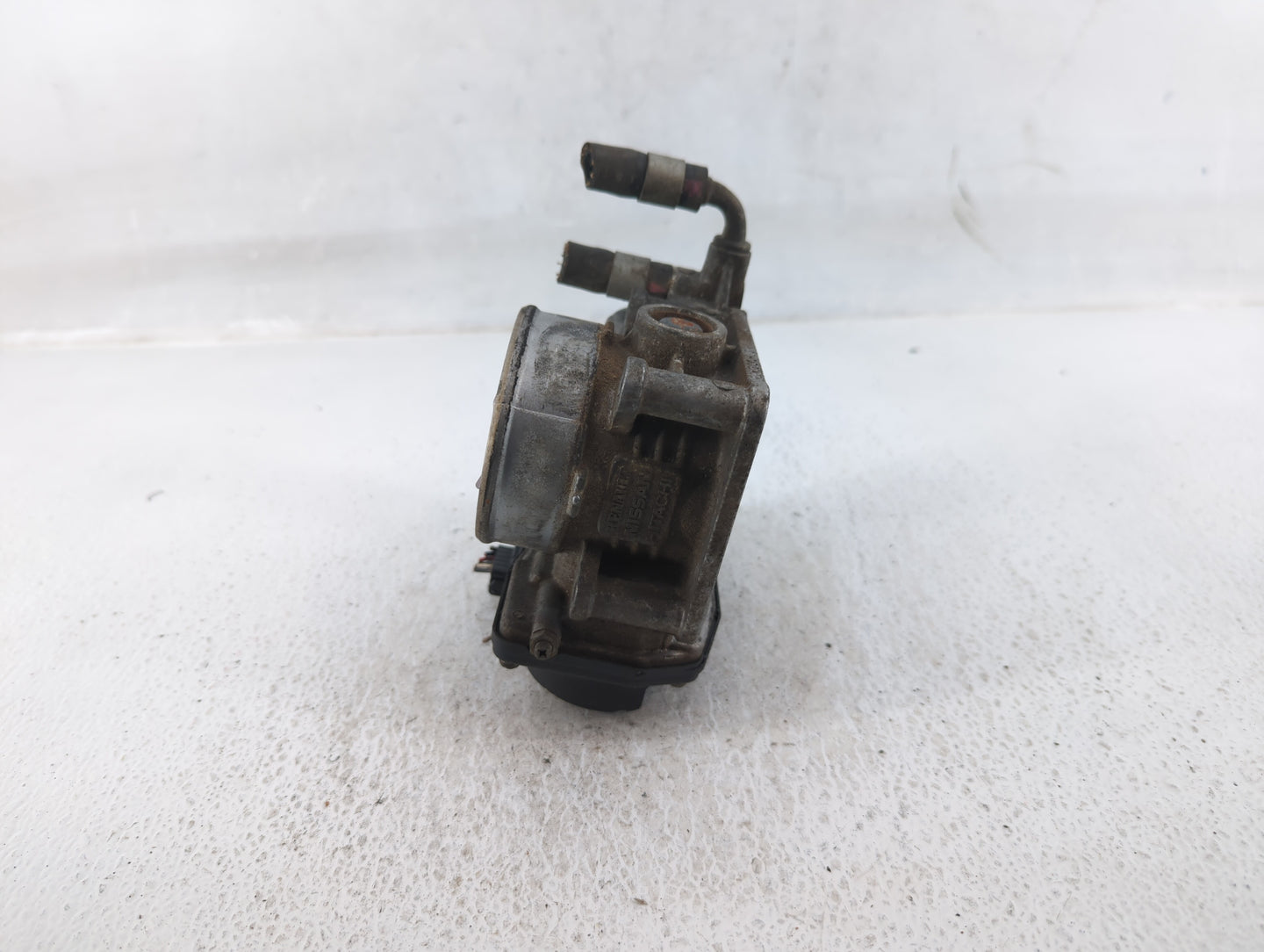 2011-2015 Nissan Rogue Throttle Body P/N:RME60-15 Fits Fits 2011 2012 2013 2014 2015 OEM Used Auto Parts - Oemusedautoparts1