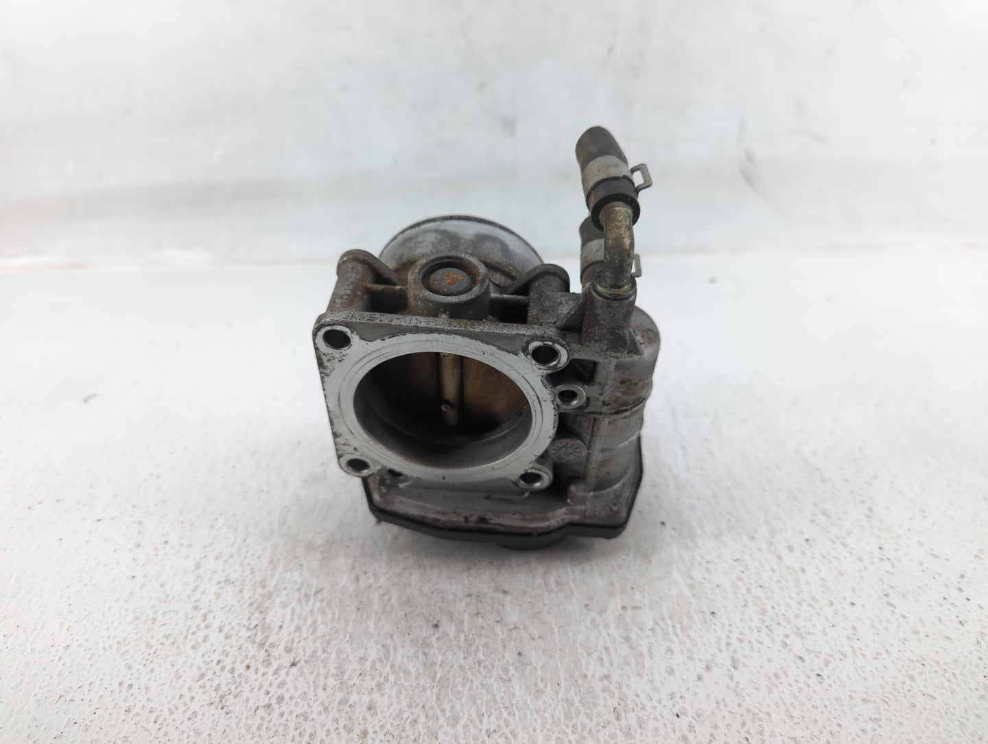 2011-2015 Nissan Rogue Throttle Body P/N:RME60-15 Fits Fits 2011 2012 2013 2014 2015 OEM Used Auto Parts - Oemusedautoparts1