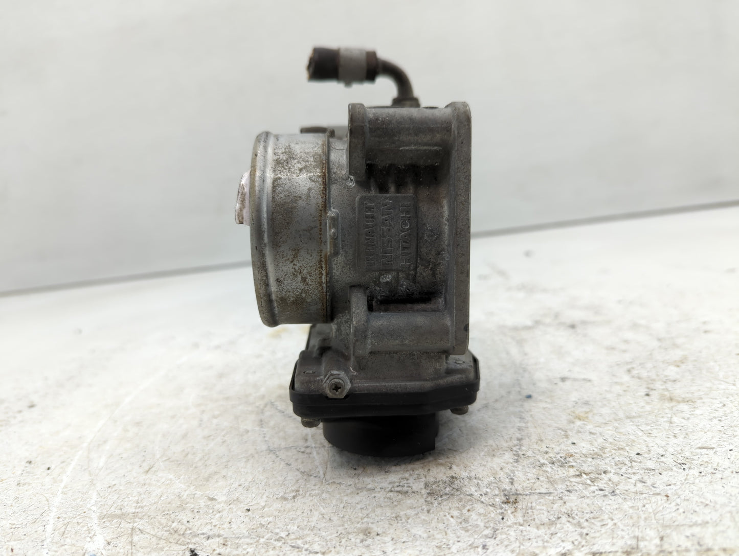 2011-2015 Nissan Rogue Throttle Body P/N:526-01 Fits Fits 2011 2012 2013 2014 2015 OEM Used Auto Parts - Oemusedautoparts1.c
