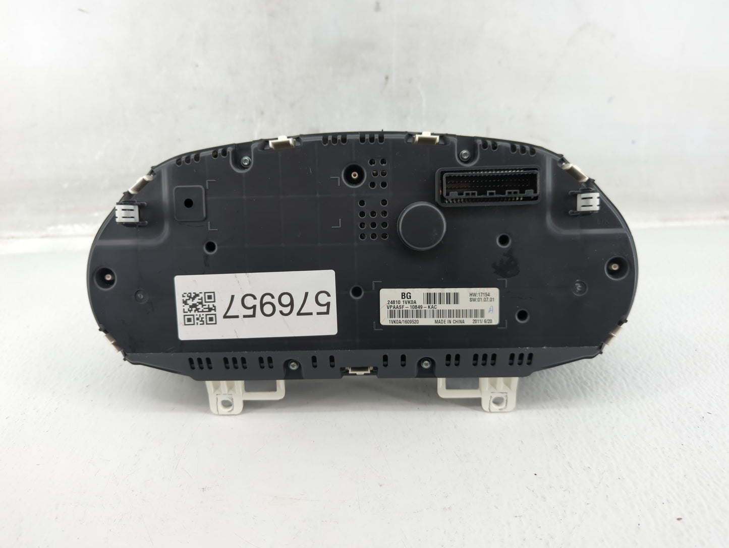 2011-2012 Nissan Rogue Instrument Cluster Speedometer Gauges P/N:24810 1VK0A Miles: Fits Fits 2011 2012 OEM Used Auto Parts 