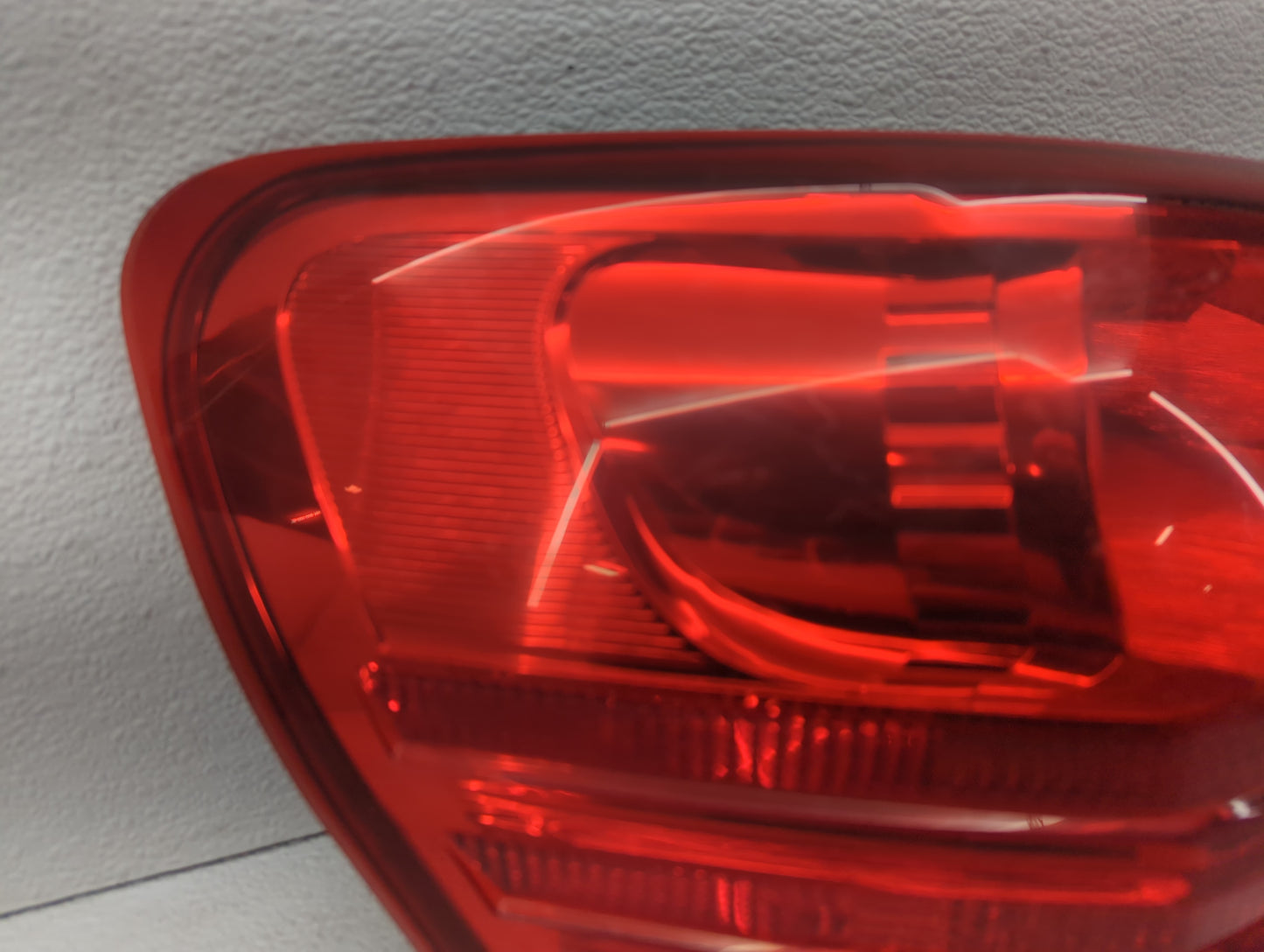 2008-2015 Nissan Rogue Tail Light Assembly Driver Left OEM P/N:C83 Fits Fits 2008 2009 2010 2011 2012 2013 2014 2015 OEM Use
