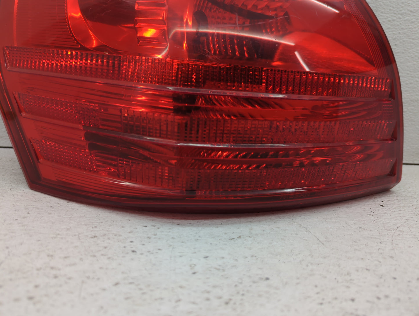 2008-2015 Nissan Rogue Tail Light Assembly Driver Left OEM P/N:C83 Fits Fits 2008 2009 2010 2011 2012 2013 2014 2015 OEM Use