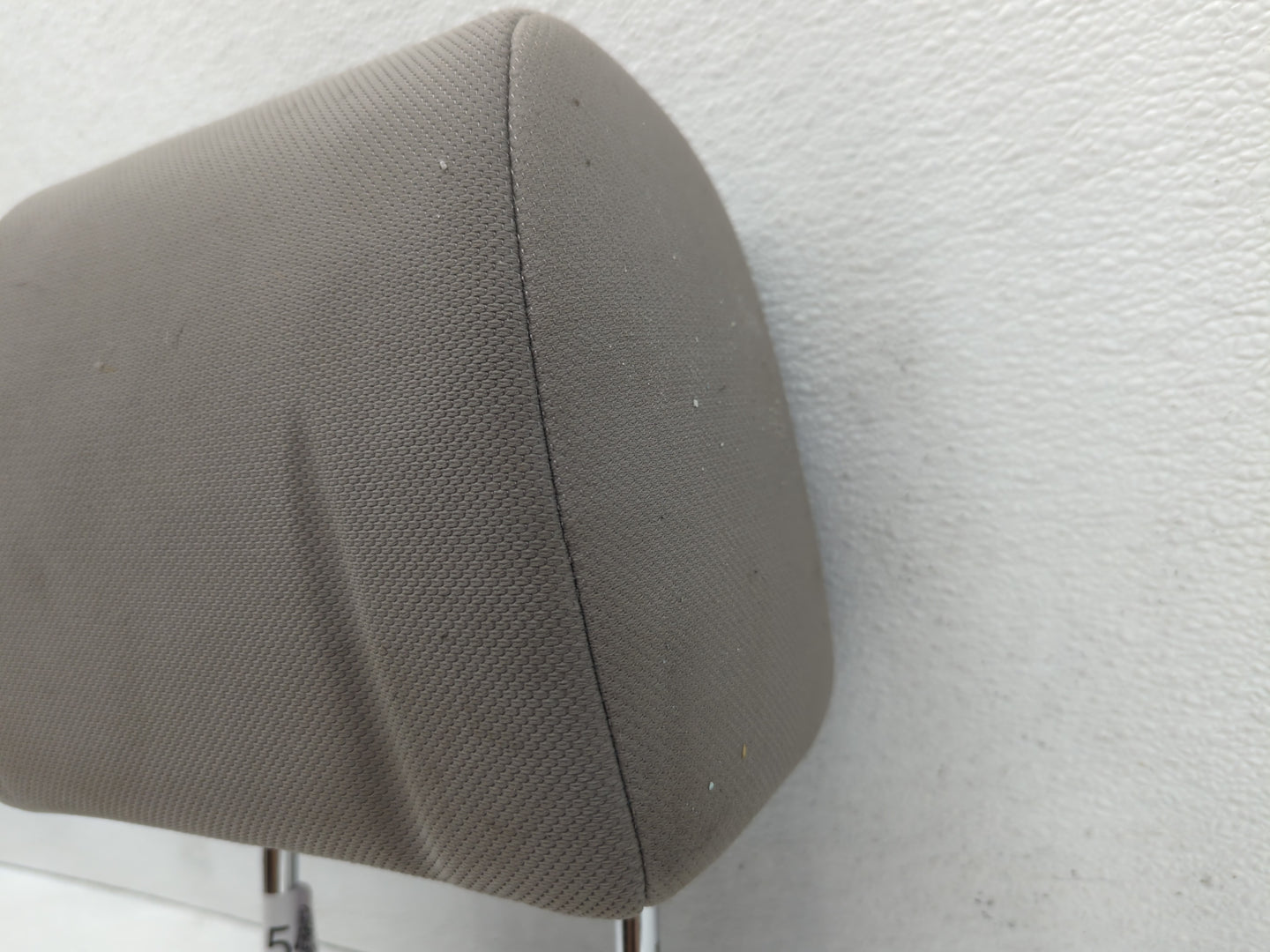 2011 Nissan Rogue Headrest Head Rest Front Driver Passenger Seat Fits OEM Used Auto Parts - Oemusedautoparts1.com