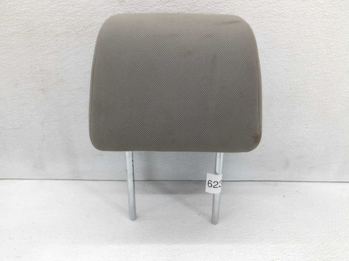 2011 Nissan Rogue Headrest Head Rest Front Driver Passenger Seat Fits OEM Used Auto Parts - Oemusedautoparts1.com