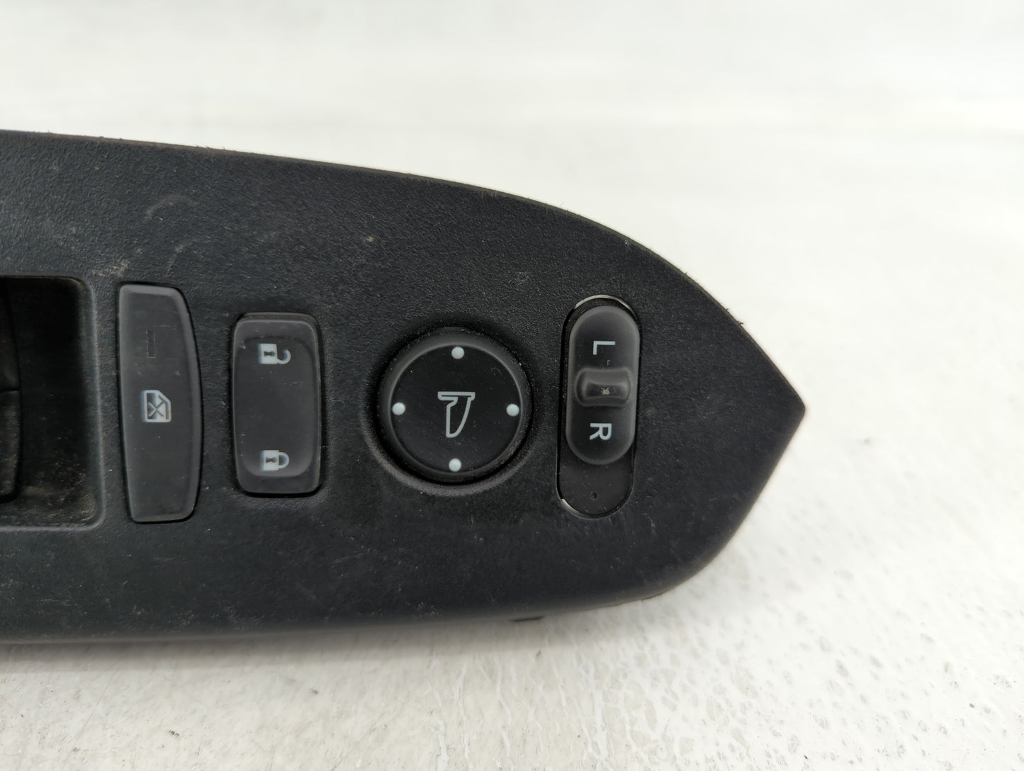 2011 Nissan Rogue Master Power Window Switch Replacement Driver Side Left P/N:68262253AC Fits OEM Used Auto Parts - Oemuseda