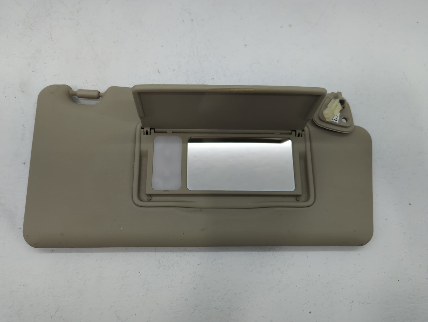 2008-2015 Nissan Rogue Sun Visor Shade Replacement Passenger Right Mirror Fits Fits 2008 2009 2010 2011 2012 2013 2014 2015 