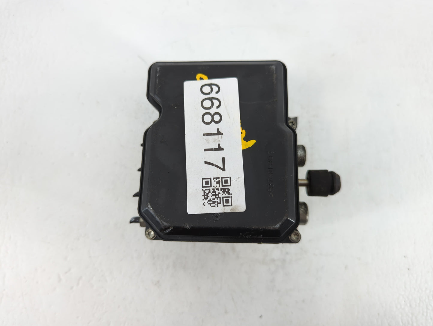 2011 Nissan Rogue ABS Pump Control Module Replacement P/N:0Z043252 TD8405 Fits OEM Used Auto Parts - Oemusedautoparts1.com