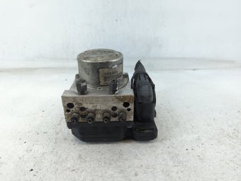 compare product 2011 Nissan Rogue ABS Pump Control Module Replacement P/N:06260445 TD8405 Fits OEM Used Auto Parts
