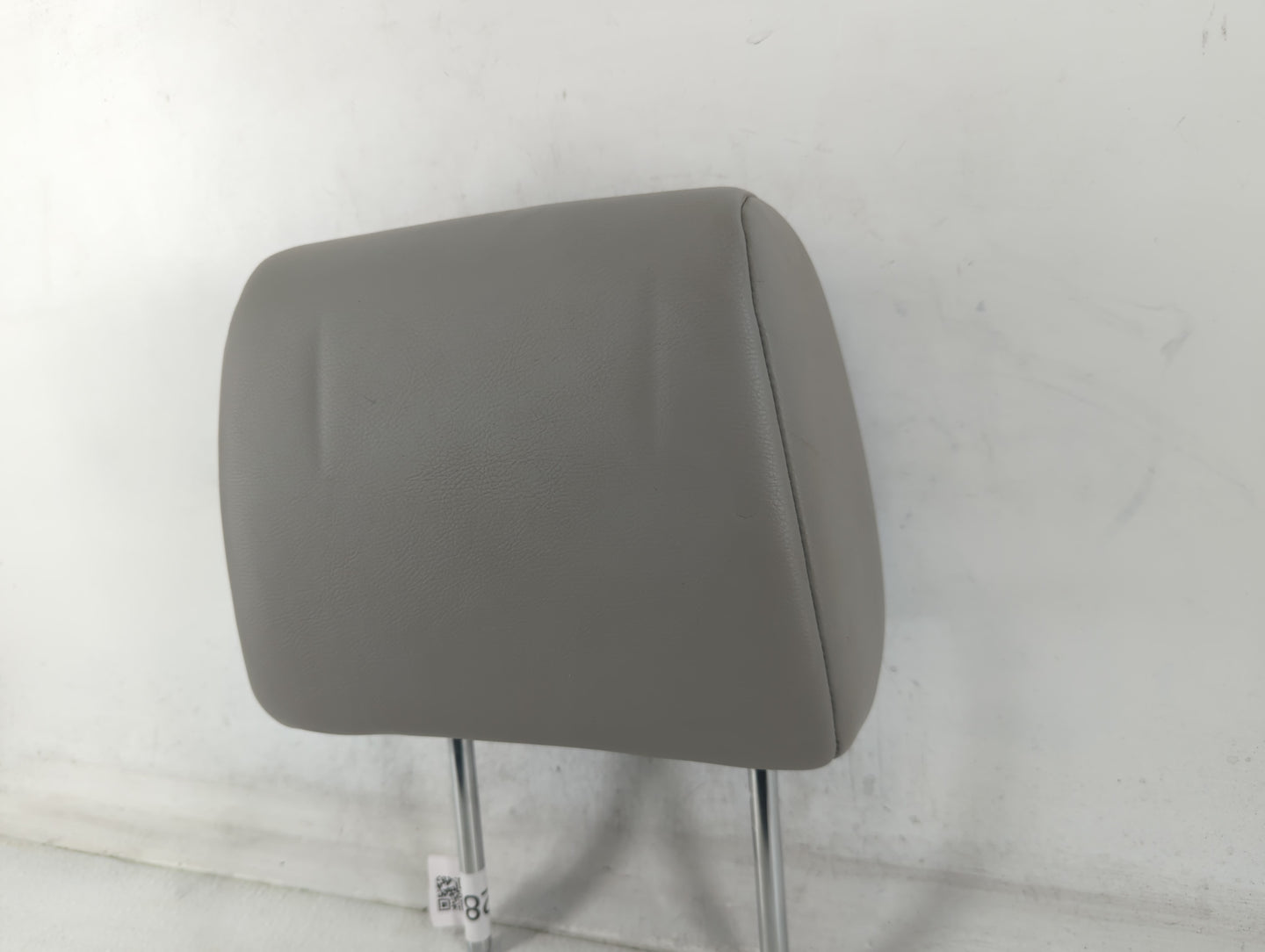 2011 Nissan Rogue Headrest Head Rest Front Driver Passenger Seat Grey - Oemusedautoparts1.com