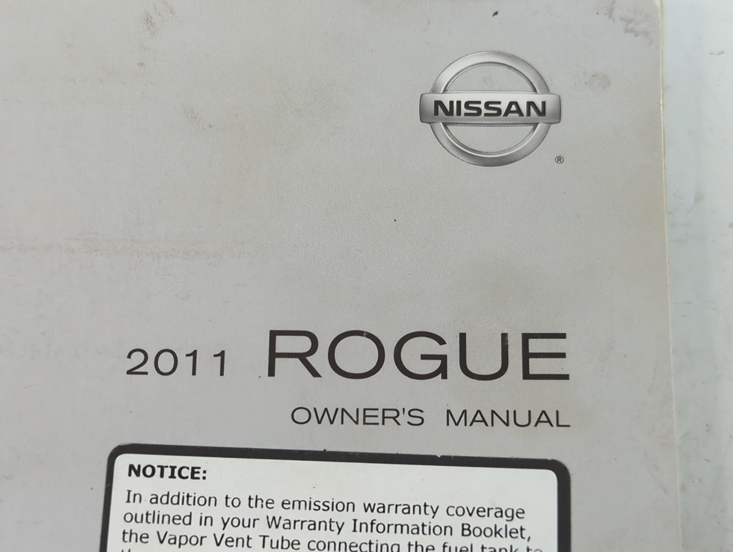 2011 Nissan Rogue Owners Manual Book Guide P/N:T00UM-JM02D OEM Used Auto Parts - Oemusedautoparts1.com