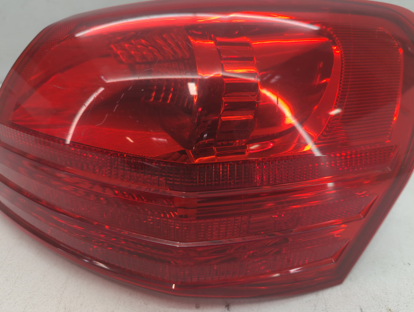 2009-2015 Nissan Rogue Tail Light Assembly Passenger Right OEM Fits Fits 2009 2010 2011 2012 2013 2014 2015 OEM Used Auto Pa