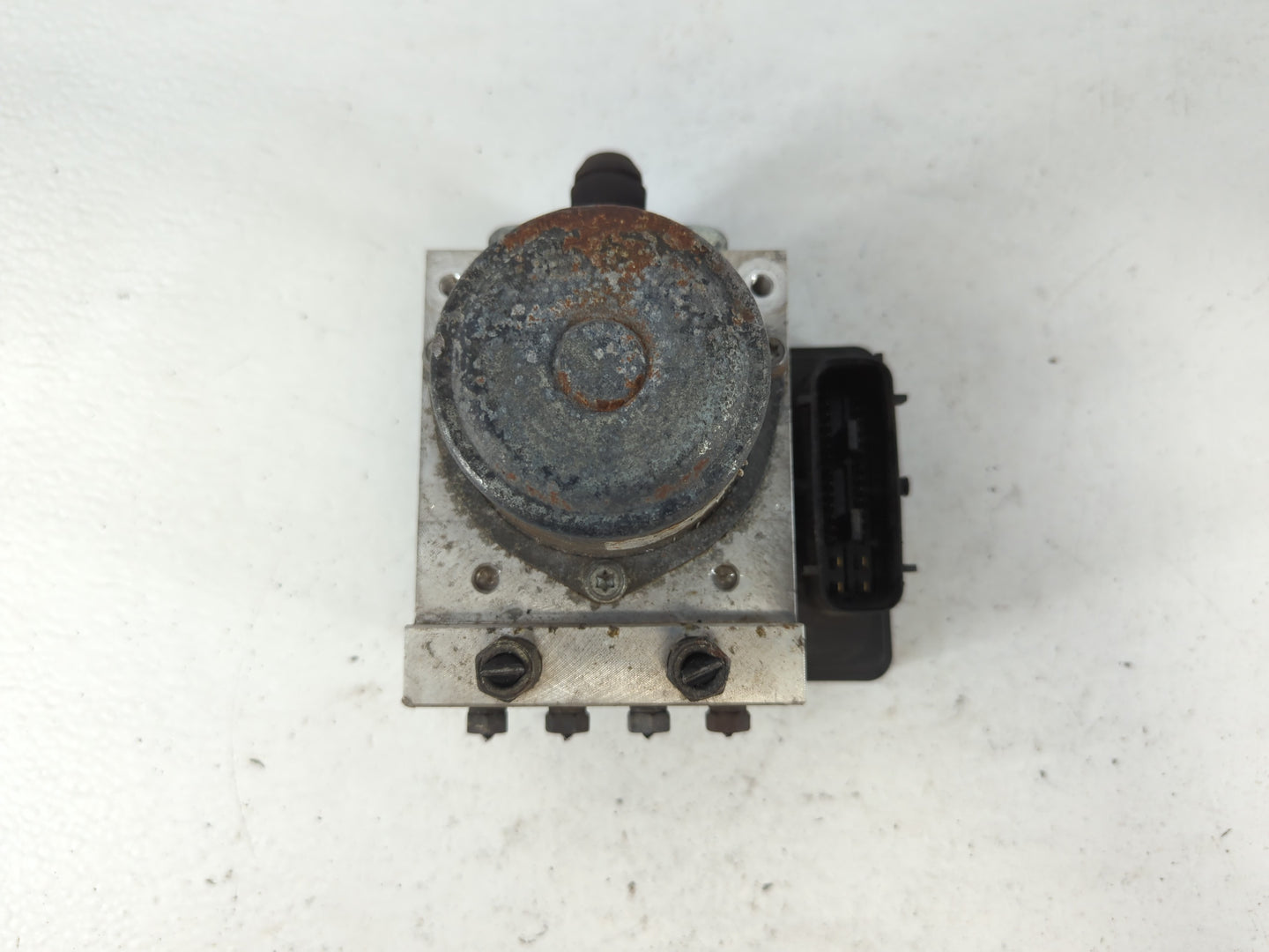 2011 Nissan Rogue ABS Pump Control Module Replacement P/N:47660 JM13A 0916K143 Fits OEM Used Auto Parts - Oemusedautoparts1.
