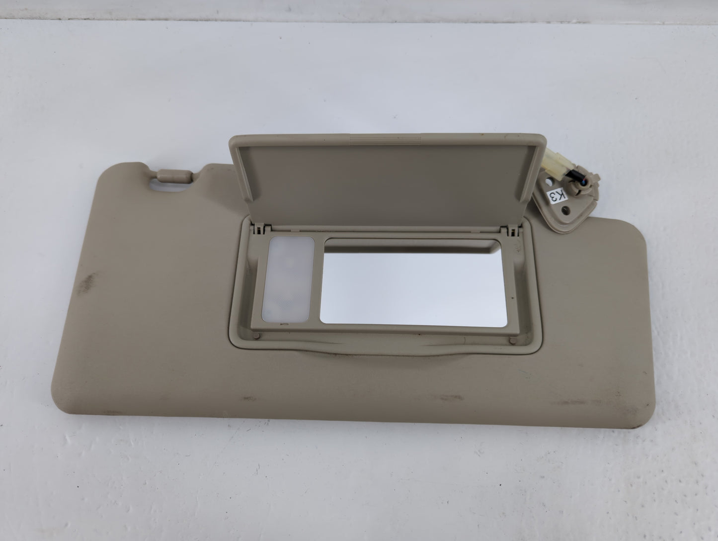 2008-2015 Nissan Rogue Sun Visor Shade Replacement Passenger Right Mirror Fits Fits 2008 2009 2010 2011 2012 2013 2014 2015 