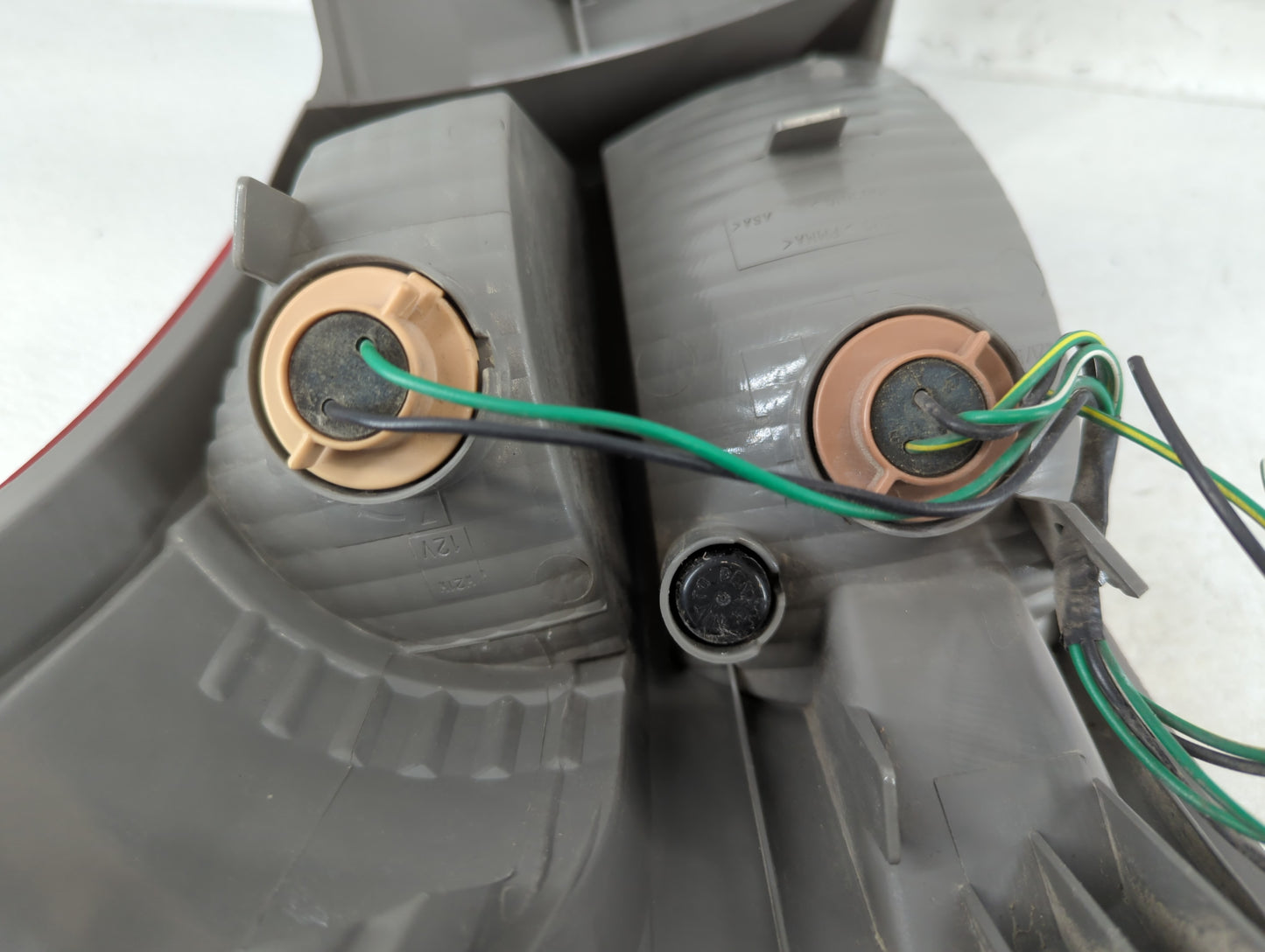 2008-2015 Nissan Rogue Tail Light Assembly Passenger Right OEM Fits Fits 2008 2009 2010 2011 2012 2013 2014 2015 OEM Used Au