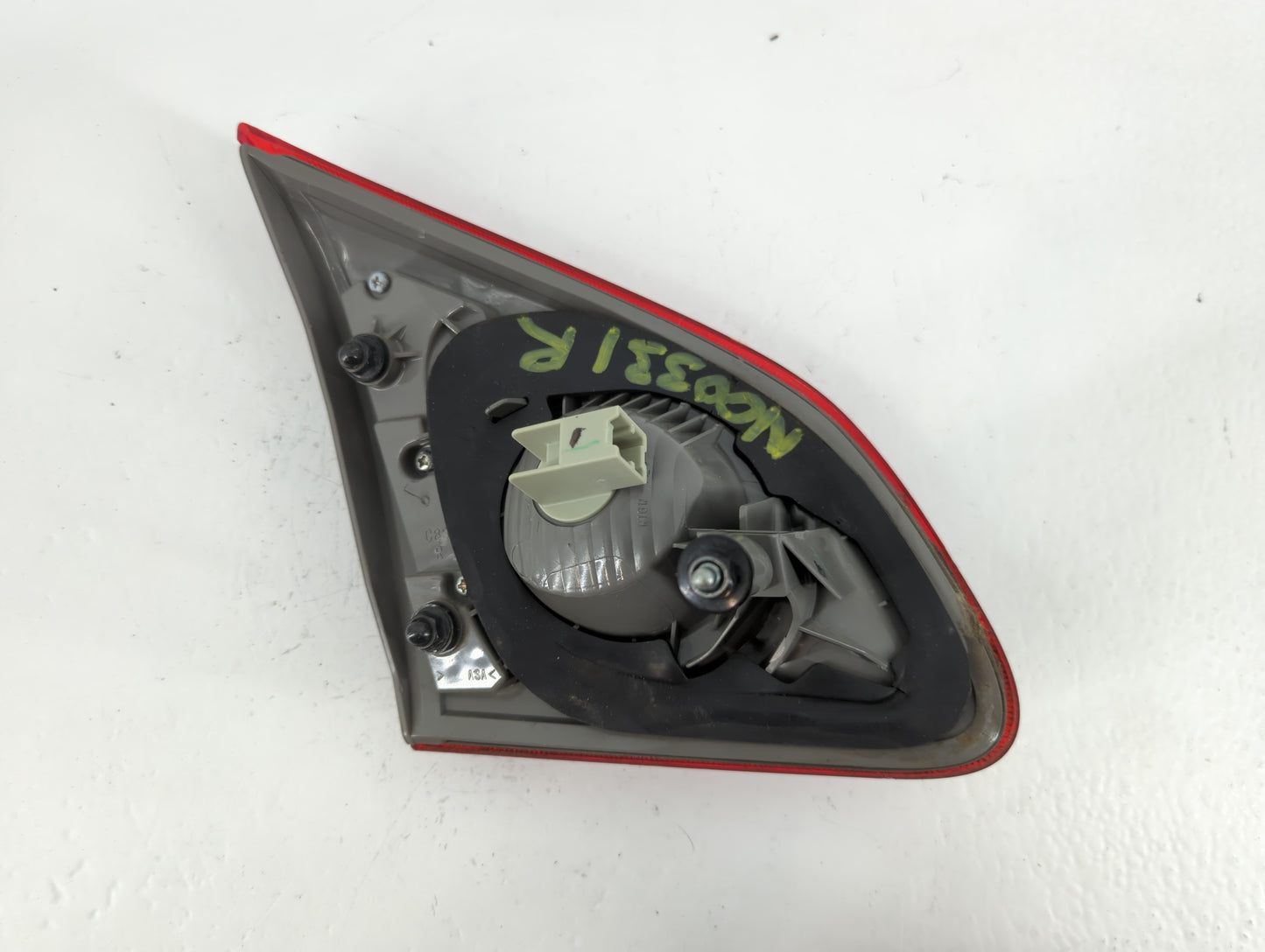 2009-2015 Nissan Rogue Tail Light Assembly Passenger Right OEM P/N:C83 Fits Fits 2009 2010 2011 2012 2013 2014 2015 OEM Used