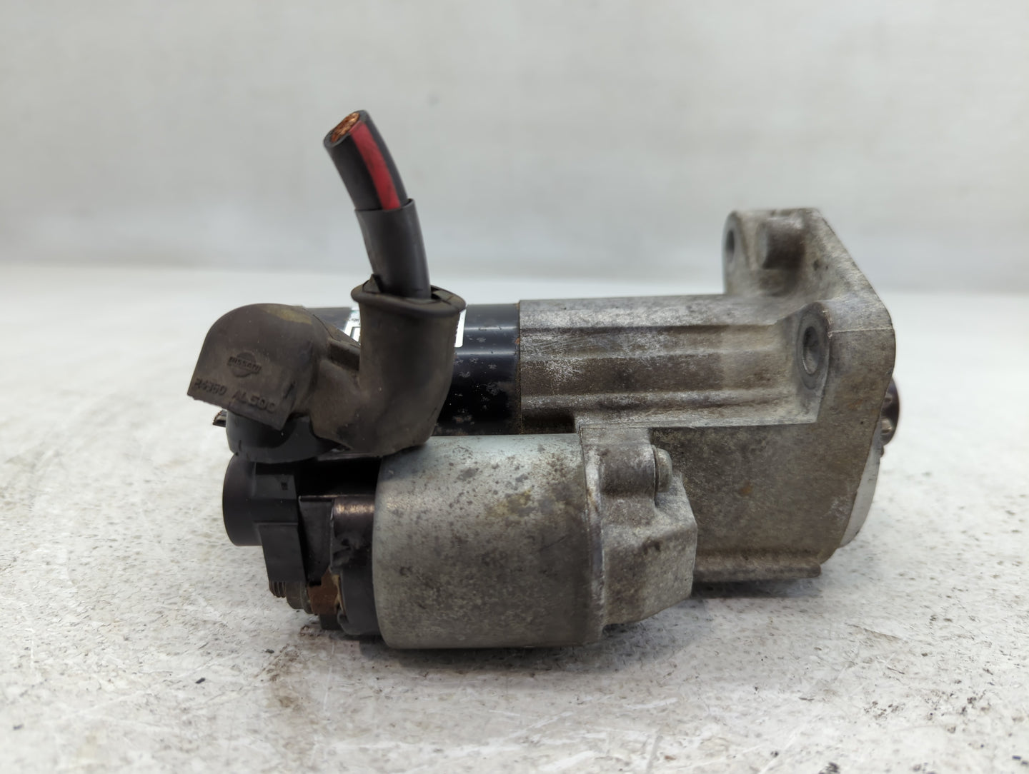 2008-2015 Nissan Rogue Car Starter Motor Solenoid OEM P/N:M000TA0271 23300 ET80B Fits Fits 2008 2009 2010 2011 2012 2013 201