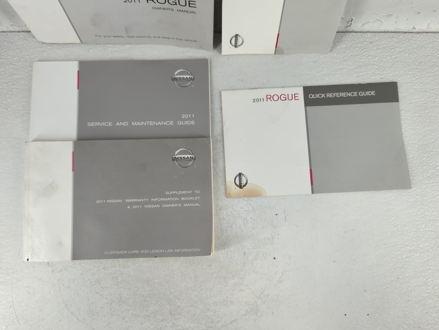 2011 Nissan Rogue Owners Manual Book Guide P/N:OM1E-0S35U0 OEM Used Auto Parts - Oemusedautoparts1.com