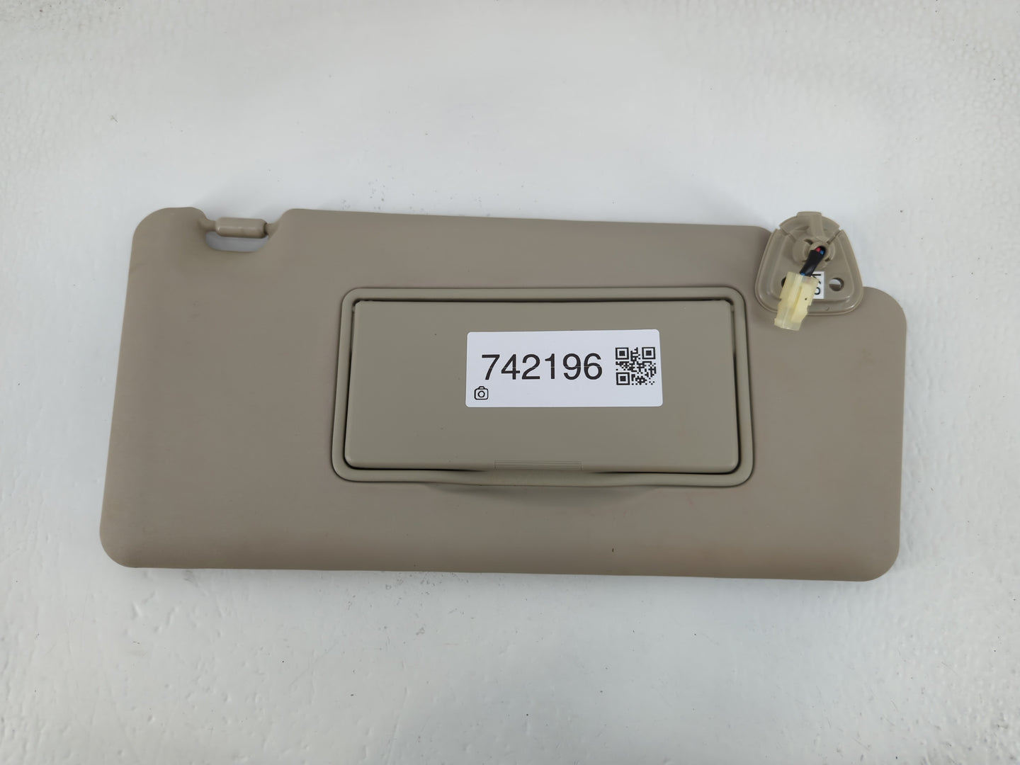 2008-2015 Nissan Rogue Sun Visor Shade Replacement Passenger Right Mirror Fits Fits 2008 2009 2010 2011 2012 2013 2014 2015 