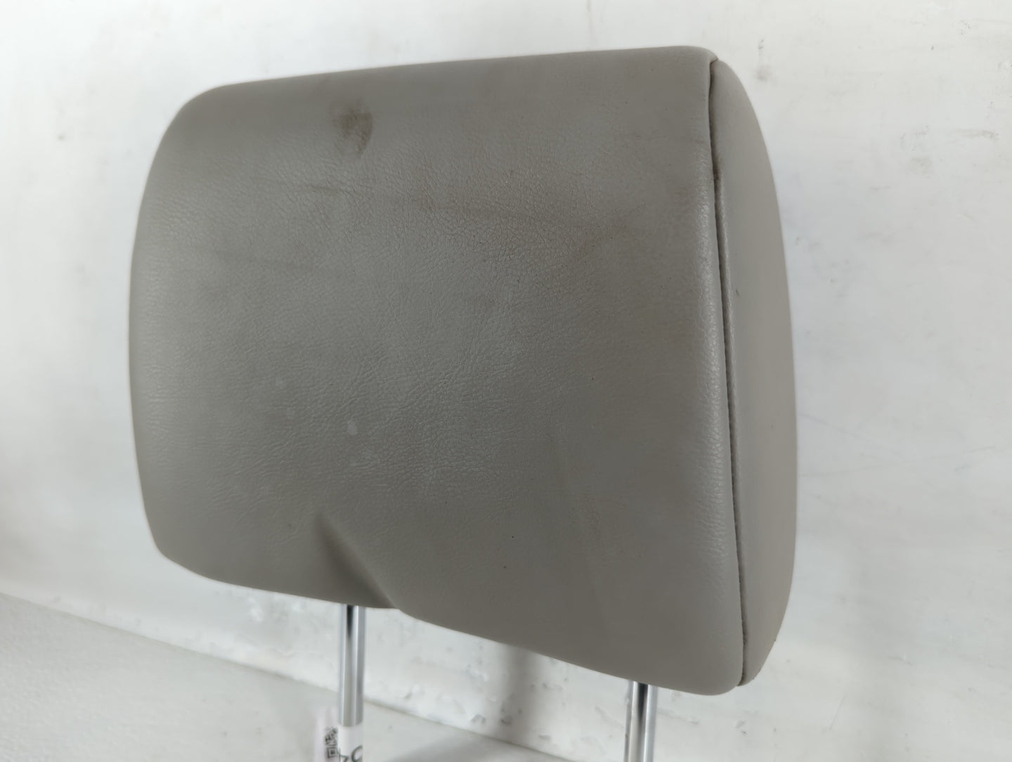 2011 Nissan Rogue Headrest Head Rest Front Driver Passenger Seat Grey - Oemusedautoparts1.com