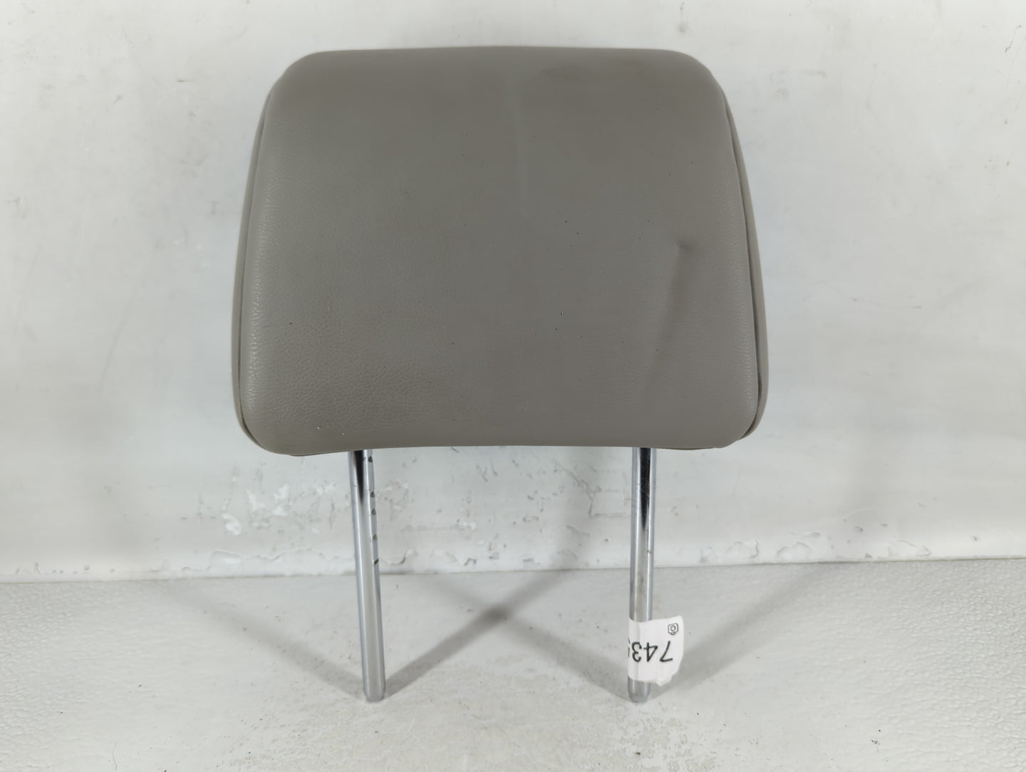 2011 Nissan Rogue Headrest Head Rest Front Driver Passenger Seat Grey - Oemusedautoparts1.com