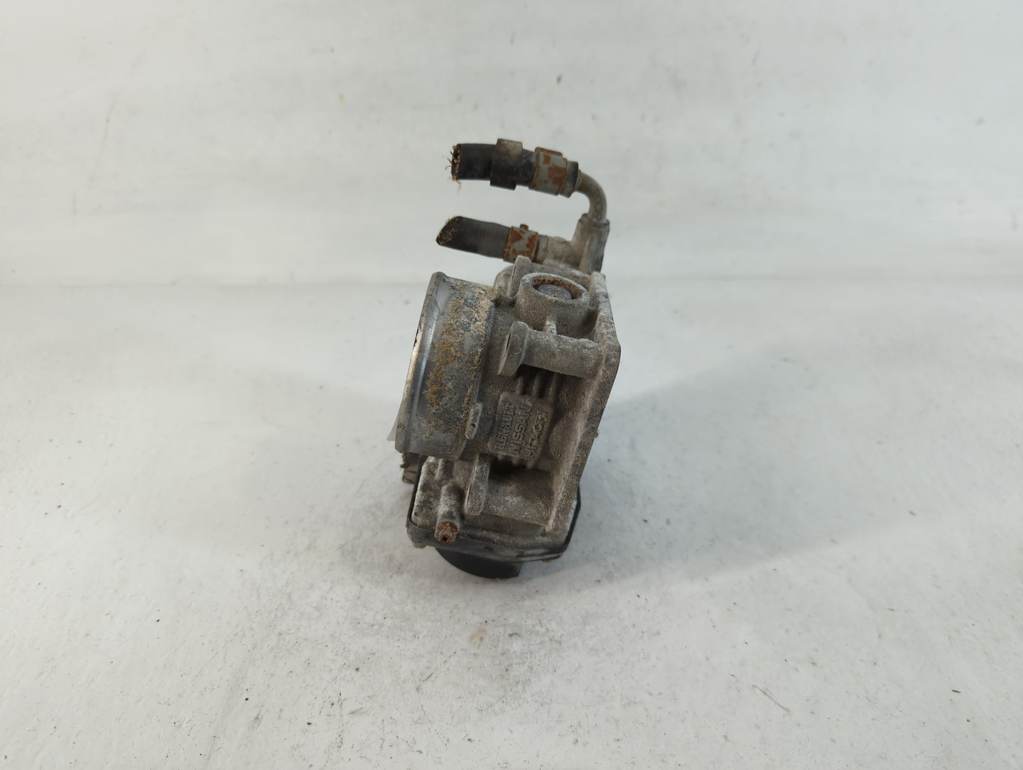 2011-2015 Nissan Rogue Throttle Body P/N:K 1127 526-01 Fits Fits 2011 2012 2013 2014 2015 OEM Used Auto Parts - Oemusedautop
