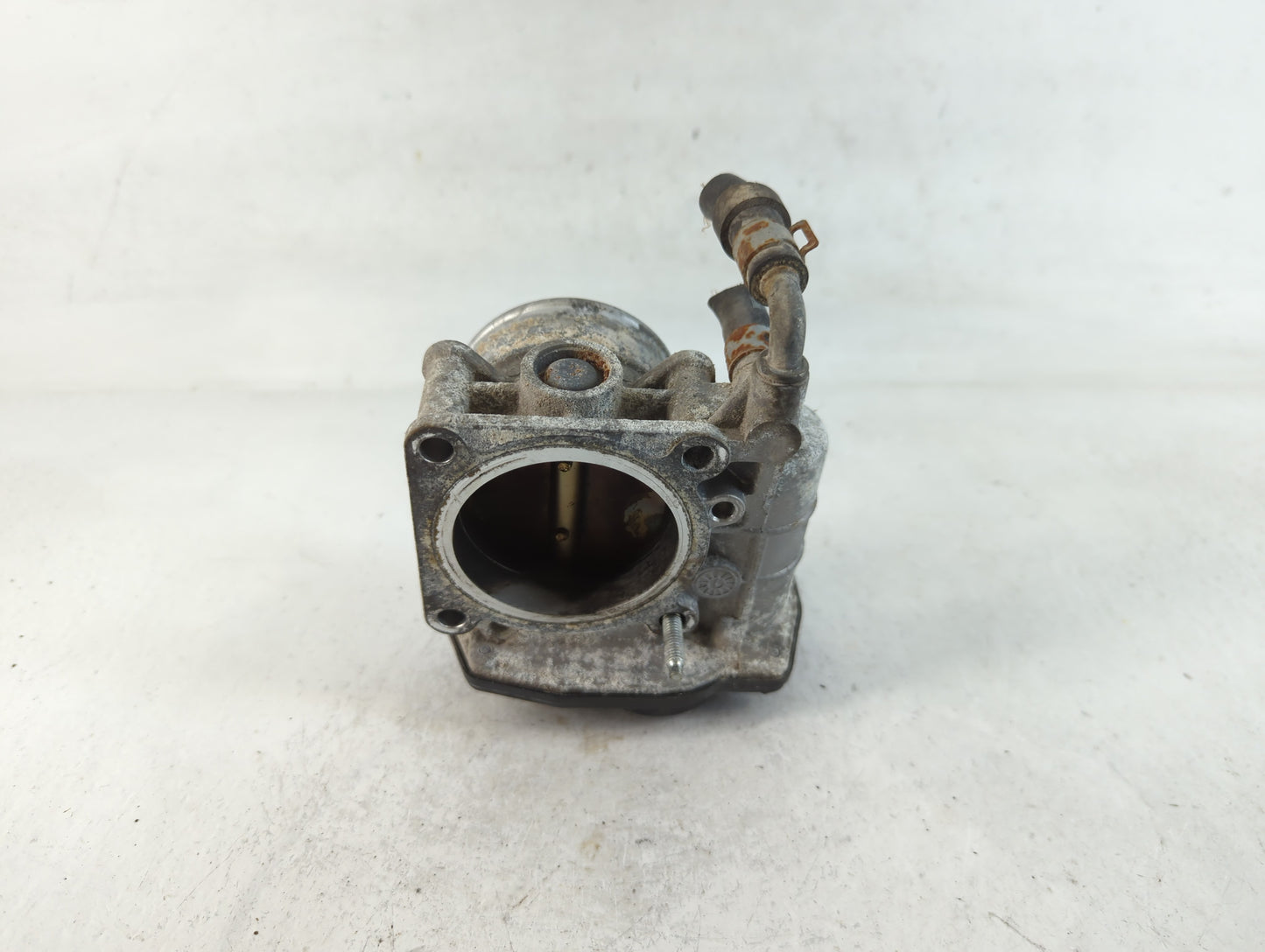 2011-2015 Nissan Rogue Throttle Body P/N:K 1127 526-01 Fits Fits 2011 2012 2013 2014 2015 OEM Used Auto Parts - Oemusedautop