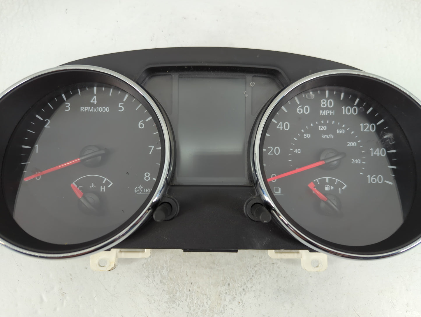 2011-2012 Nissan Rogue Instrument Cluster Speedometer Gauges P/N:24810-1VK0A Fits Fits 2011 2012 OEM Used Auto Parts - Oemus