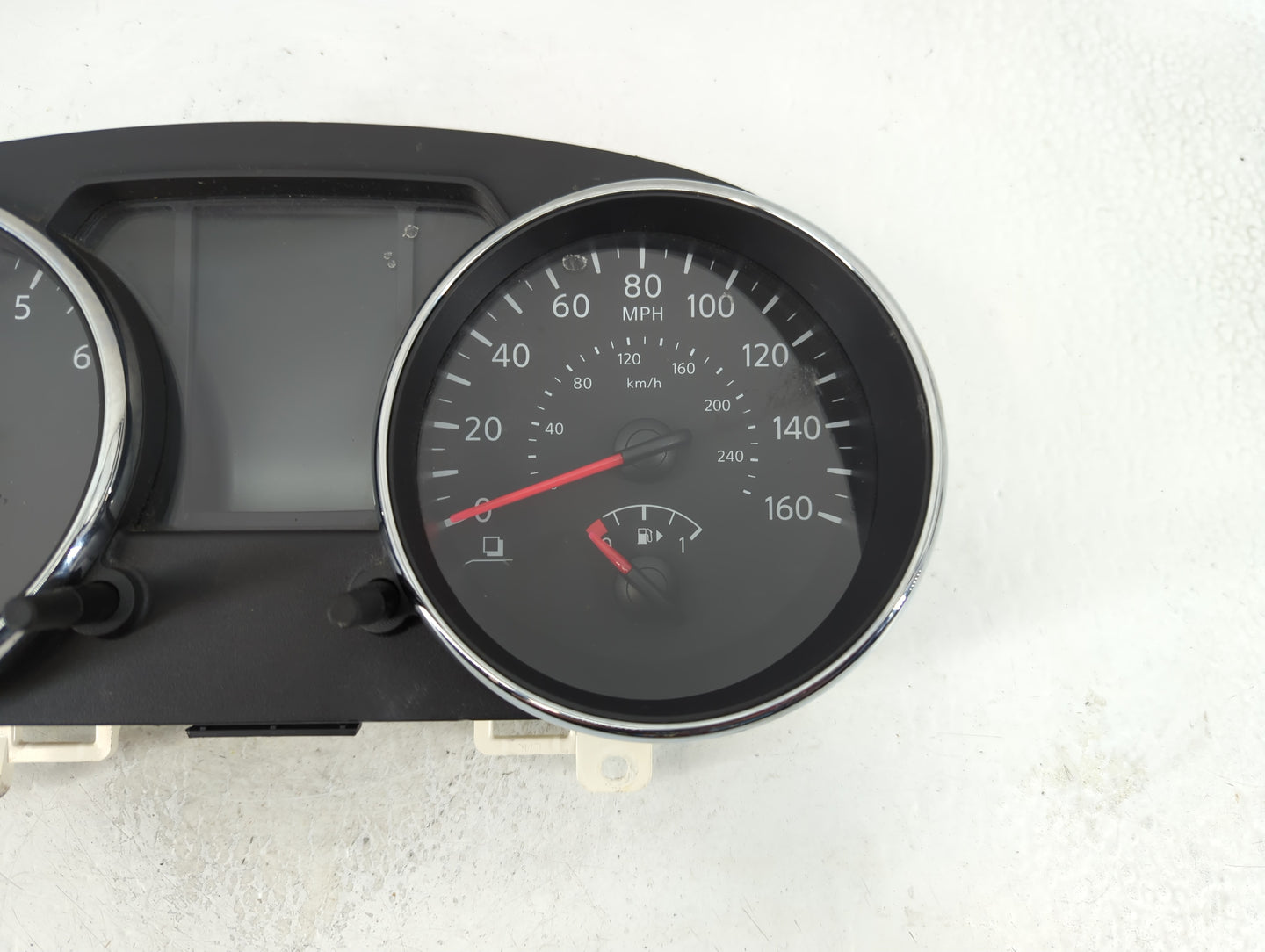 2011-2012 Nissan Rogue Instrument Cluster Speedometer Gauges P/N:24810-1VK0A Fits Fits 2011 2012 OEM Used Auto Parts - Oemus