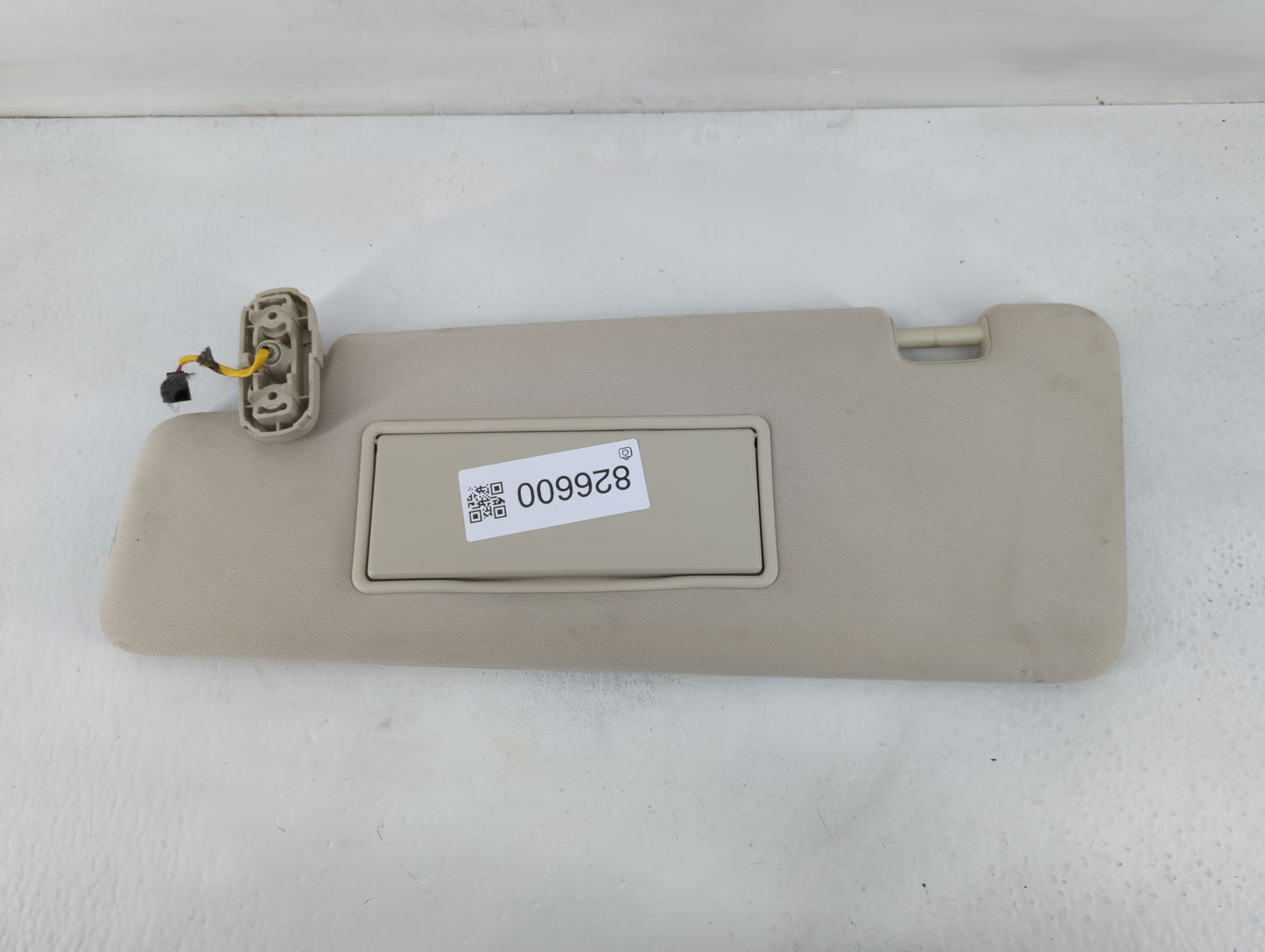 2011 Nissan Rogue Sport Sun Visor Shade Replacement Passenger Right Mirror Fits OEM Used Auto Parts - Oemusedautoparts1.com