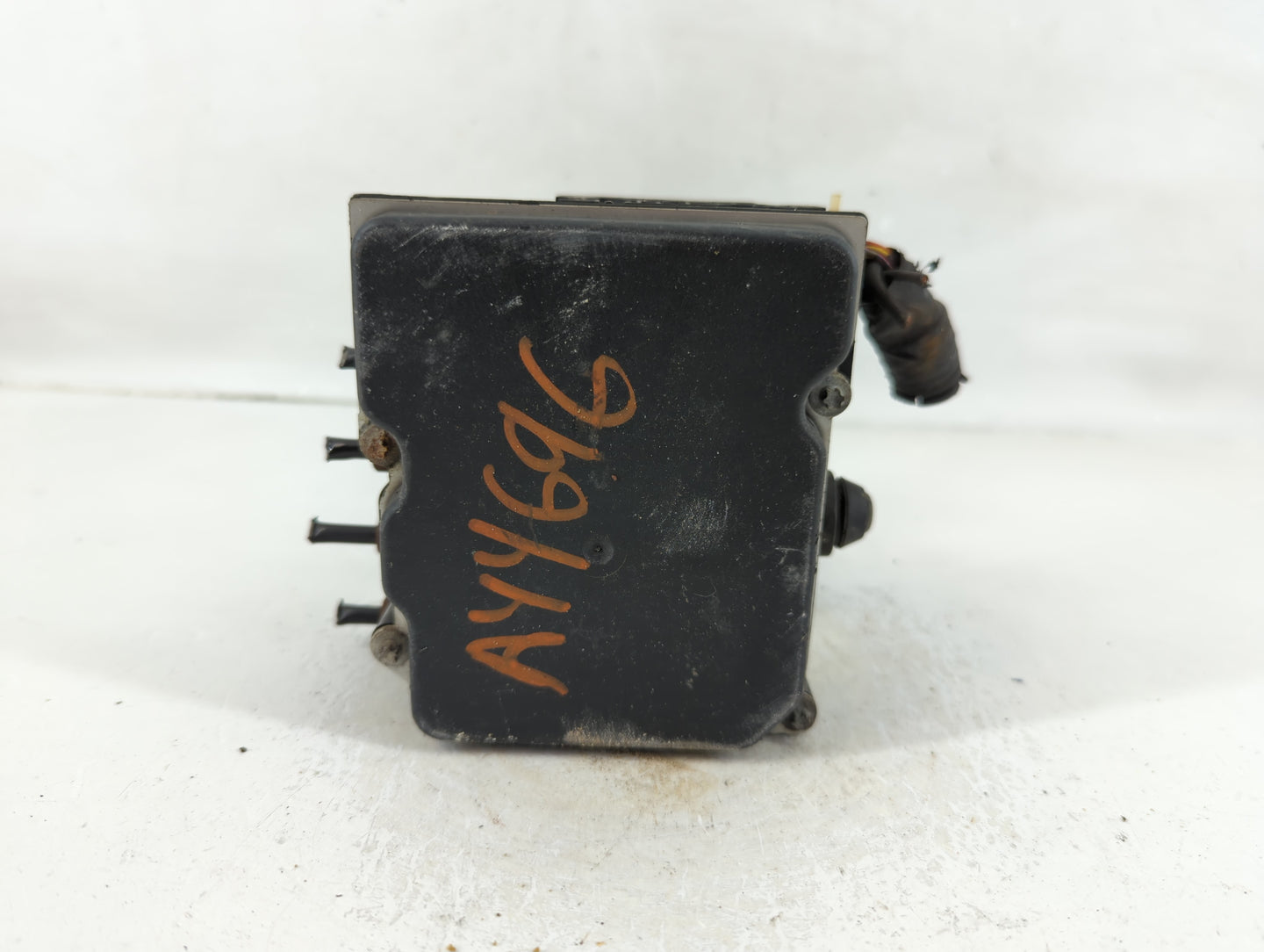 2010-2011 Nissan Sentra ABS Pump Control Module Replacement P/N:47660 ZT50A 0 265 230 924 Fits Fits 2010 2011 OEM Used Auto 