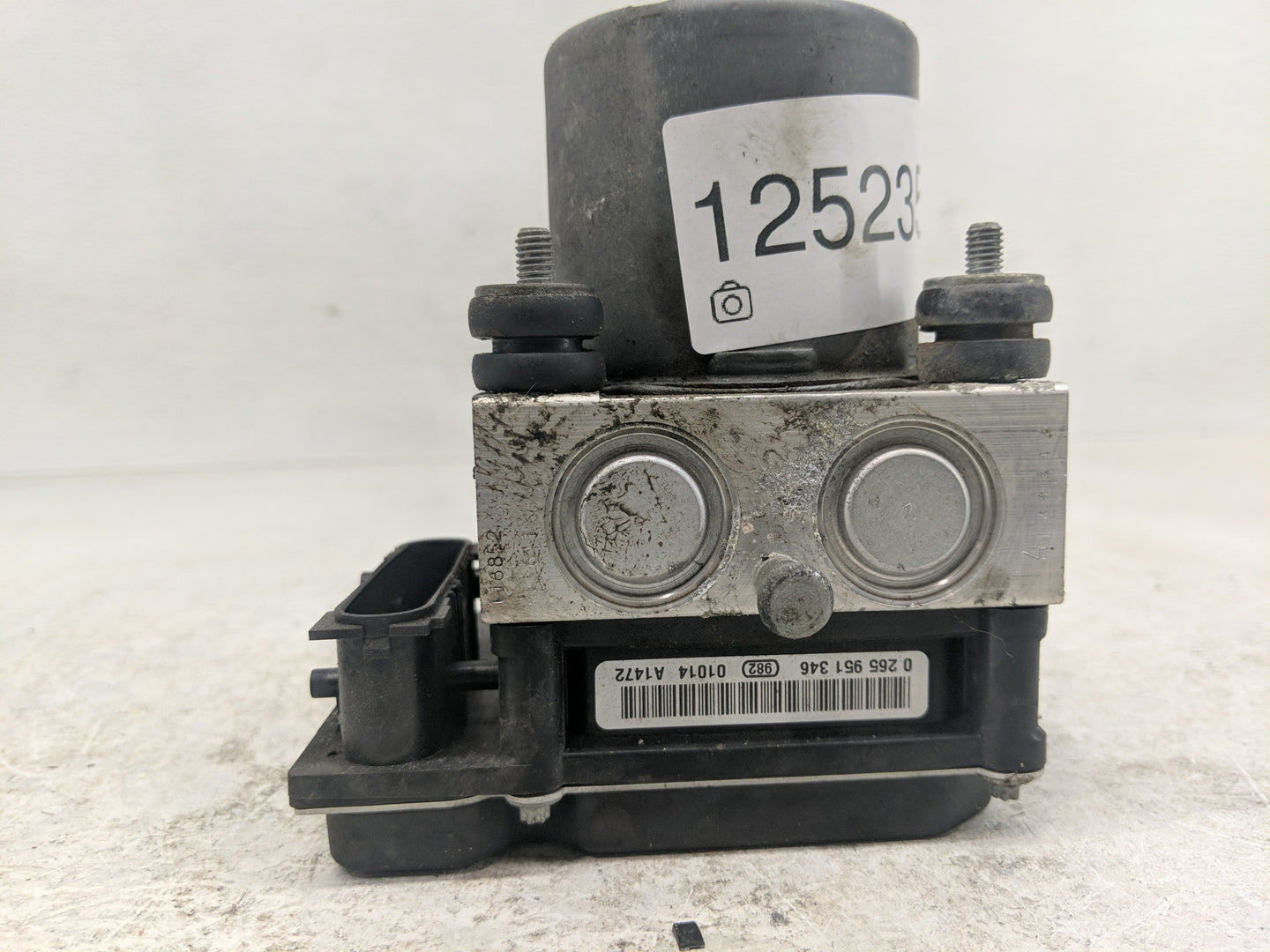 2010-2011 Nissan Sentra ABS Pump Control Module Replacement P/N:0 265 951 346 Fits Fits 2010 2011 OEM Used Auto Parts - Oemu