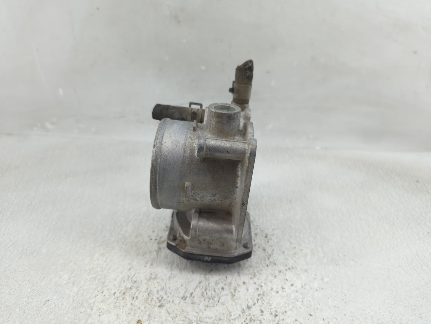 2007-2012 Nissan Sentra Throttle Body P/N:ET-A60-02 Fits OEM Used Auto Parts - Oemusedautoparts1.com