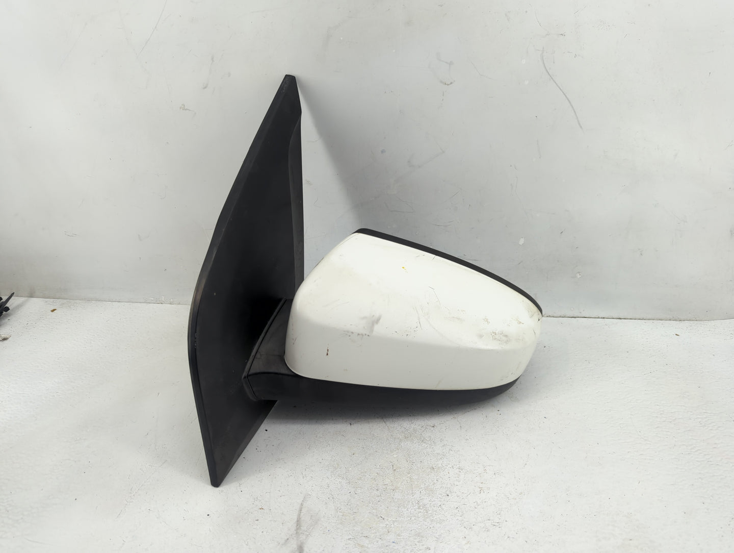 2007-2012 Nissan Sentra Driver Side View Mirror - Left Door Mirror OEM Used - Oemusedautoparts1.com