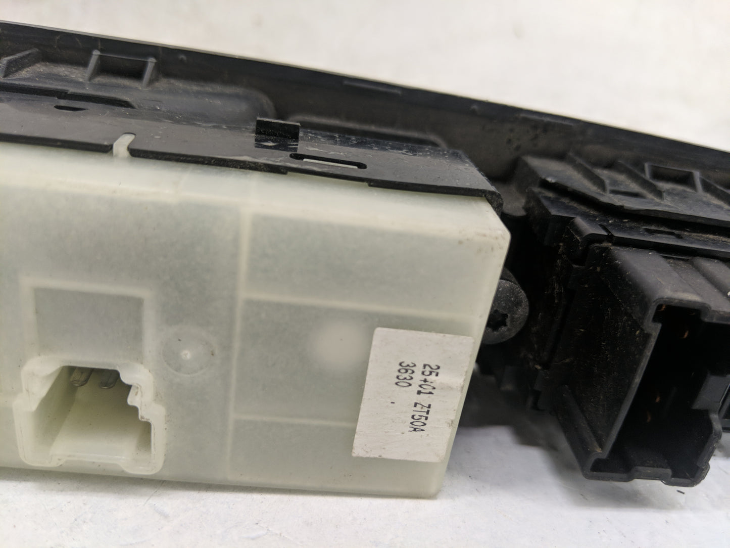 2010-2012 Nissan Sentra Master Power Window Switch Replacement Driver Side Left P/N:25401 ZT50A 3630 Fits Fits 2010 2011 201