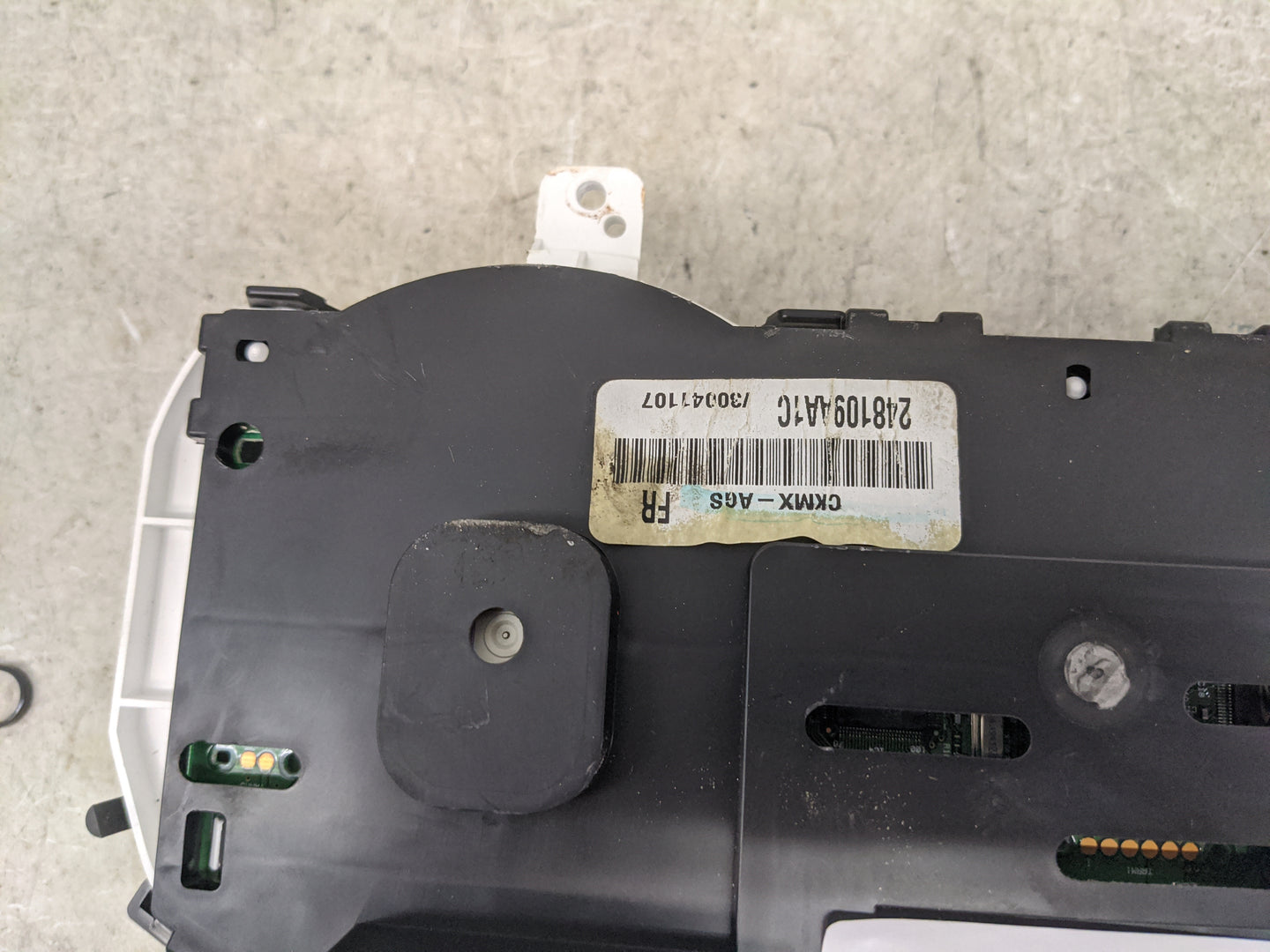 2011-2012 Nissan Sentra Instrument Cluster Speedometer Gauges P/N:248109 1A1C Miles:92K Fits Fits 2011 2012 OEM Used Auto Pa