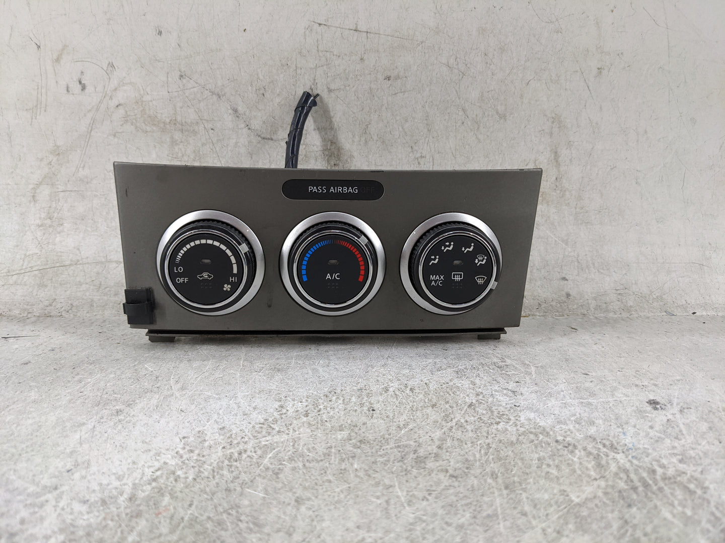 2010-2012 Nissan Sentra Climate Control Module Temperature AC/Heater Replacement P/N:L32H Fits Fits 2010 2011 2012 OEM Used 