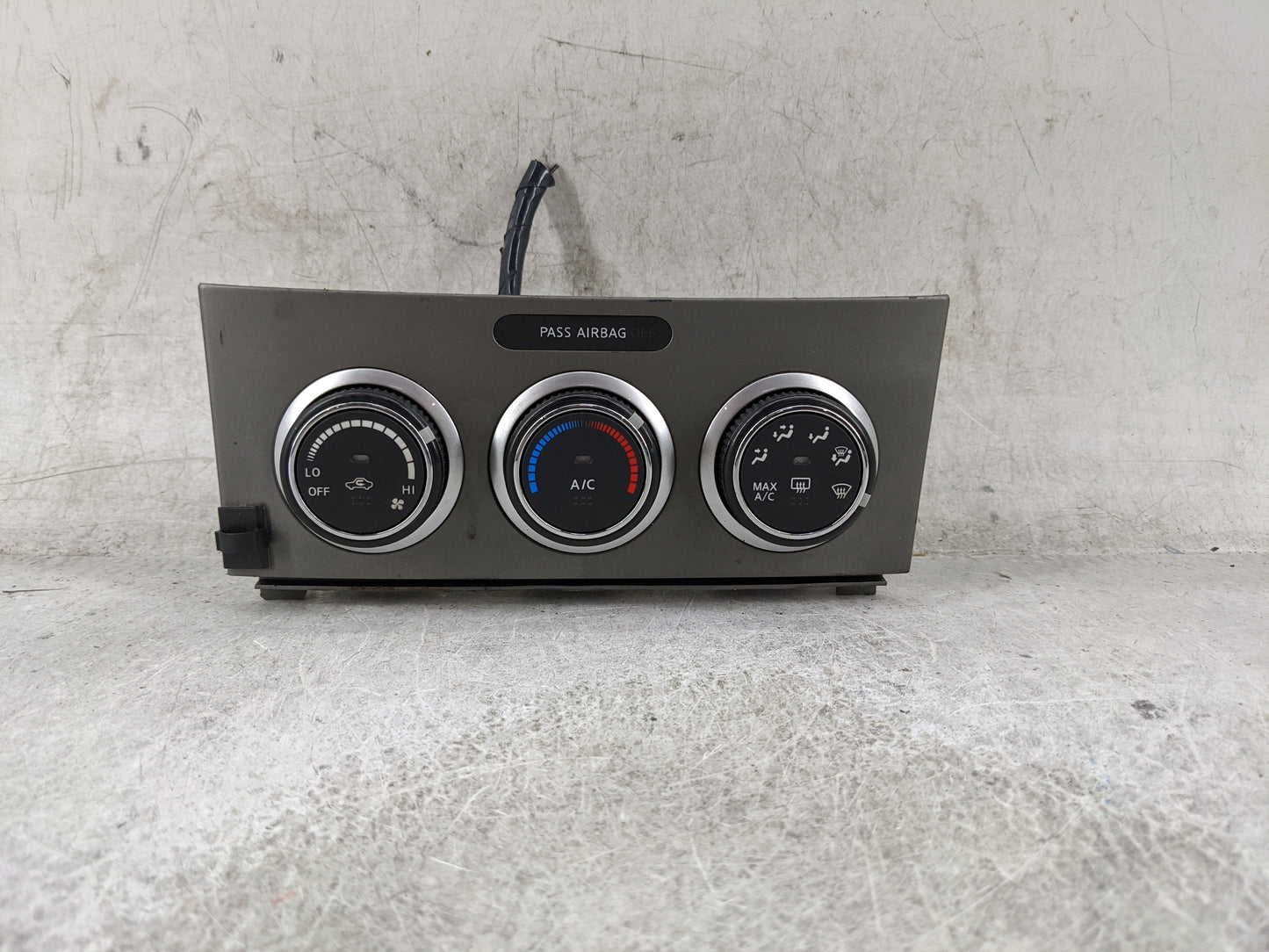 2010-2012 Nissan Sentra Climate Control Module Temperature AC/Heater Replacement P/N:L32H Fits Fits 2010 2011 2012 OEM Used 