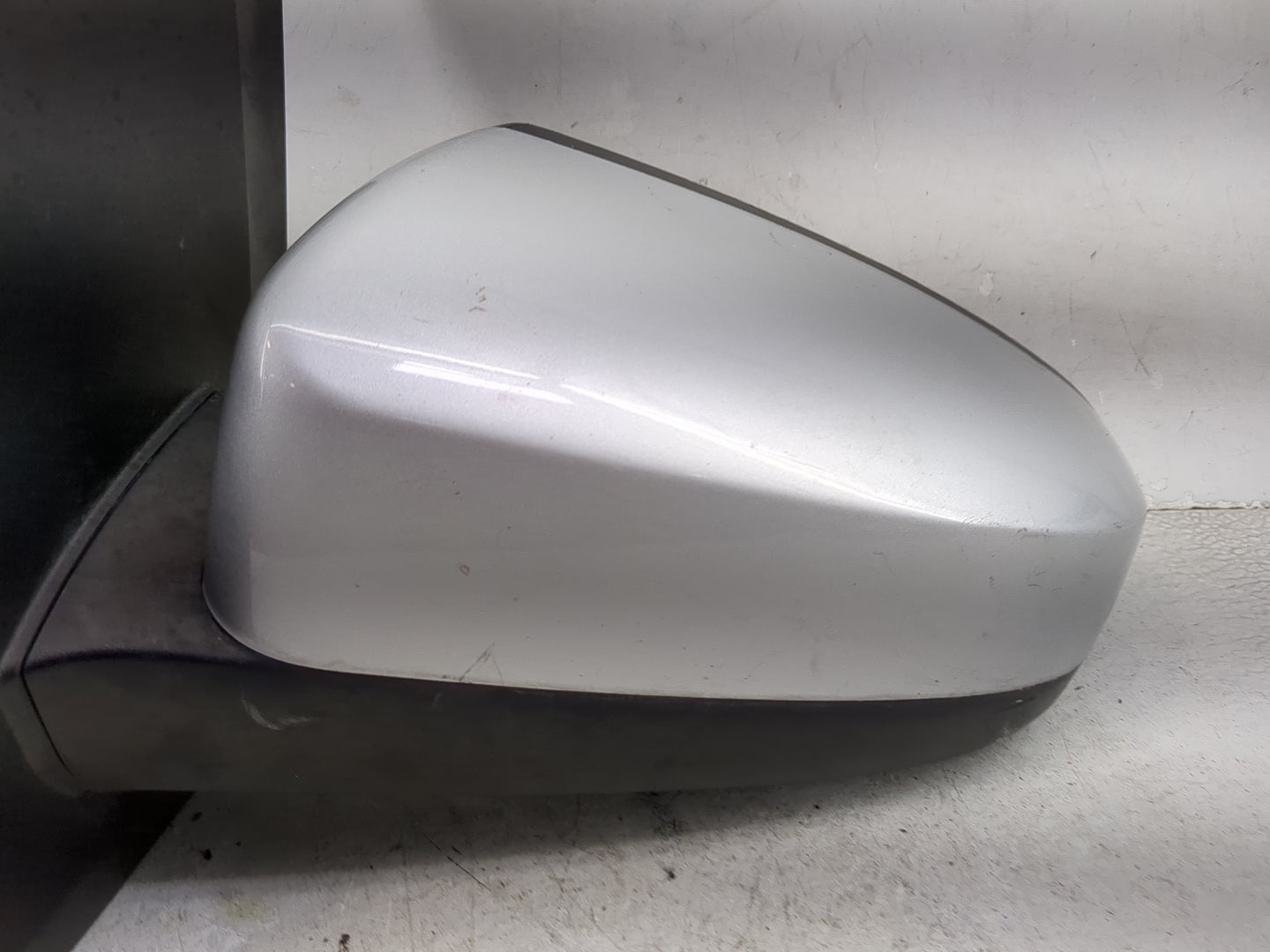 2007-2012 Nissan Sentra Driver Side View Mirror - Left Door Mirror OEM Used - Oemusedautoparts1.com