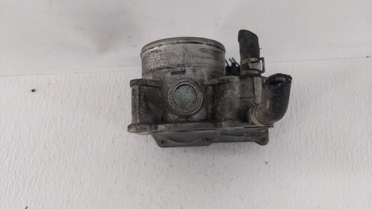2007-2012 Nissan Sentra Throttle Body P/N:ET-A60-02 E ET-A60-02 J Fits OEM Used Auto Parts - Oemusedautoparts1.com