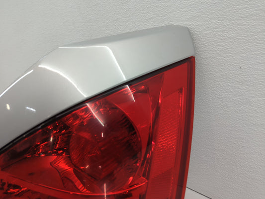 2010-2012 Nissan Sentra Tail Light Assembly Passenger Right OEM P/N:949 600 Fits Fits 2010 2011 2012 OEM Used Auto Parts
