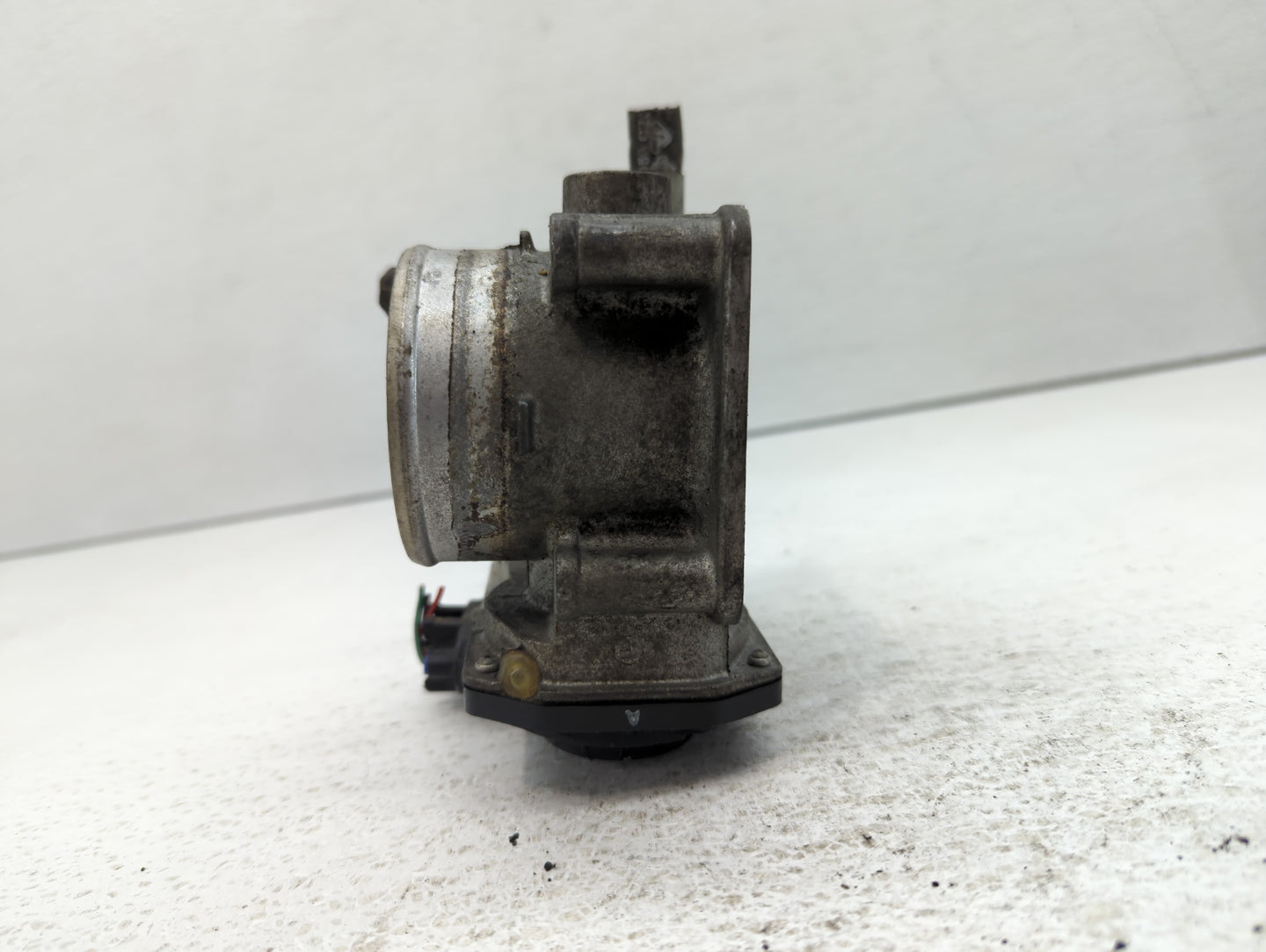 2007-2012 Nissan Sentra Throttle Body P/N:ET-A60-02 C ET-A60-02 H Fits OEM Used Auto Parts - Oemusedautoparts1.com