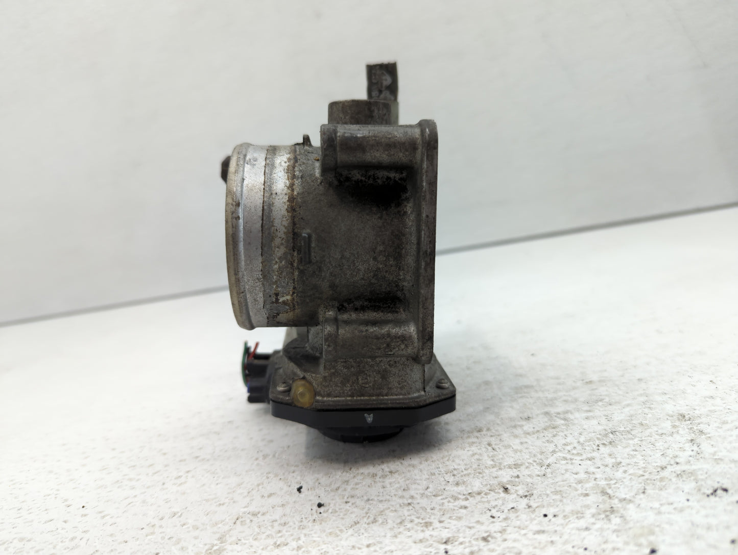 2007-2012 Nissan Sentra Throttle Body P/N:ET-A60-02 C ET-A60-02 H Fits OEM Used Auto Parts - Oemusedautoparts1.com