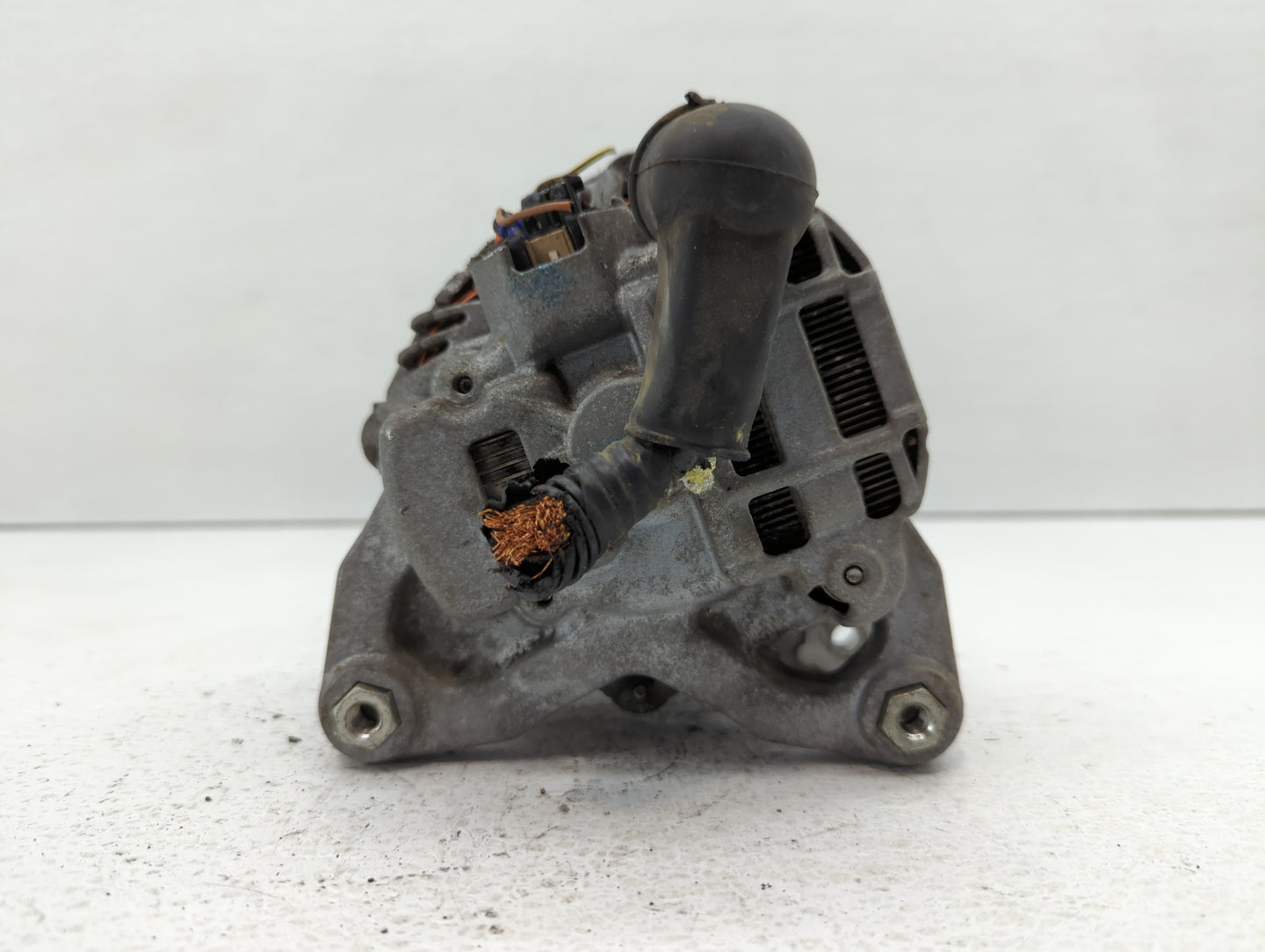 2010-2012 Nissan Sentra Alternator Replacement Generator Charging Assembly Engine OEM P/N:23100 ZW40A 23100 ZW40B Fits OEM U