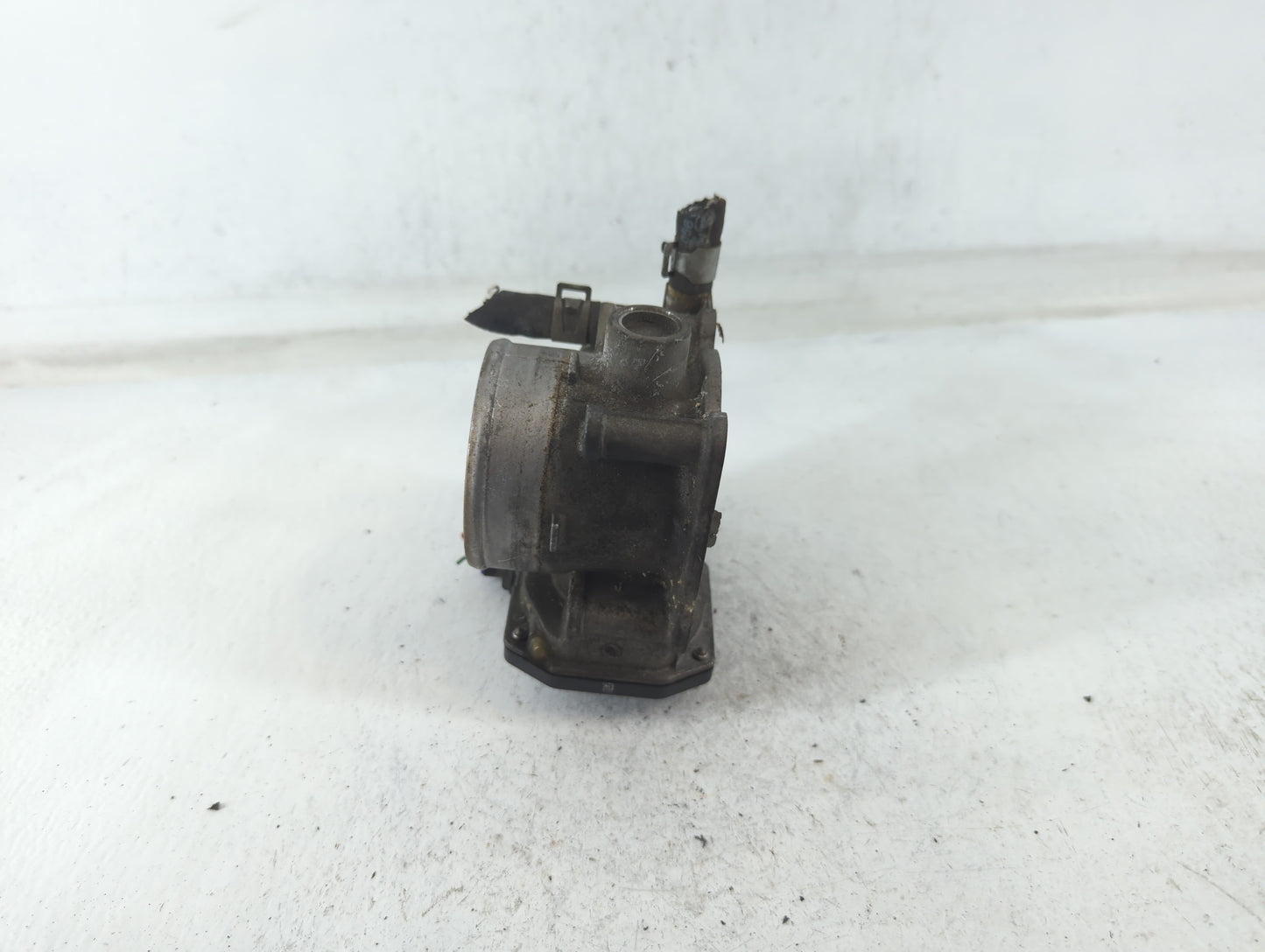 2007-2012 Nissan Sentra Throttle Body P/N:ET-A60-02 C Fits OEM Used Auto Parts - Oemusedautoparts1.com